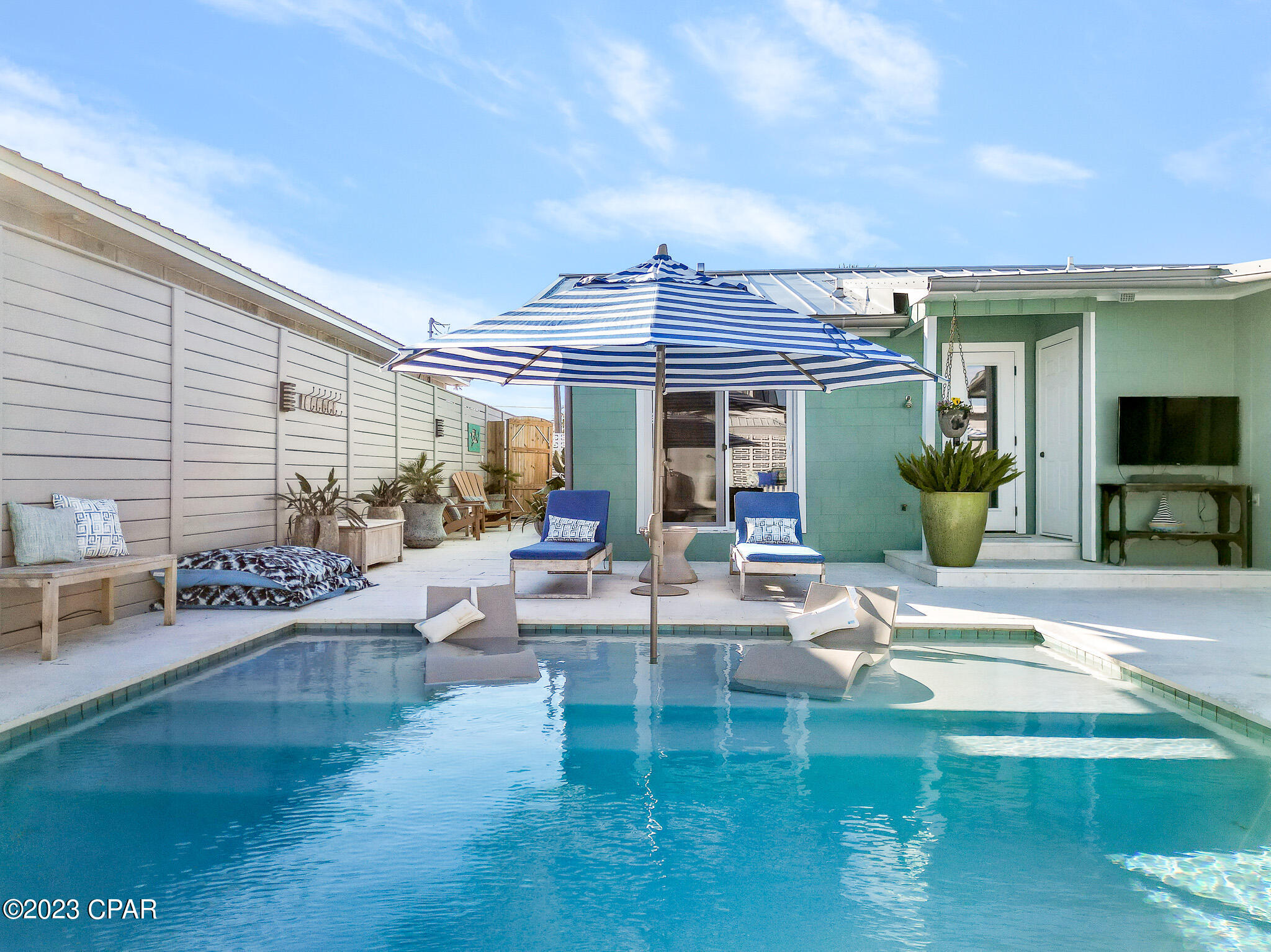 Panama City Beach, Florida 32413, United States, 2 Bedrooms Bedrooms, ,2 BathroomsBathrooms,Residential,Pending,68049