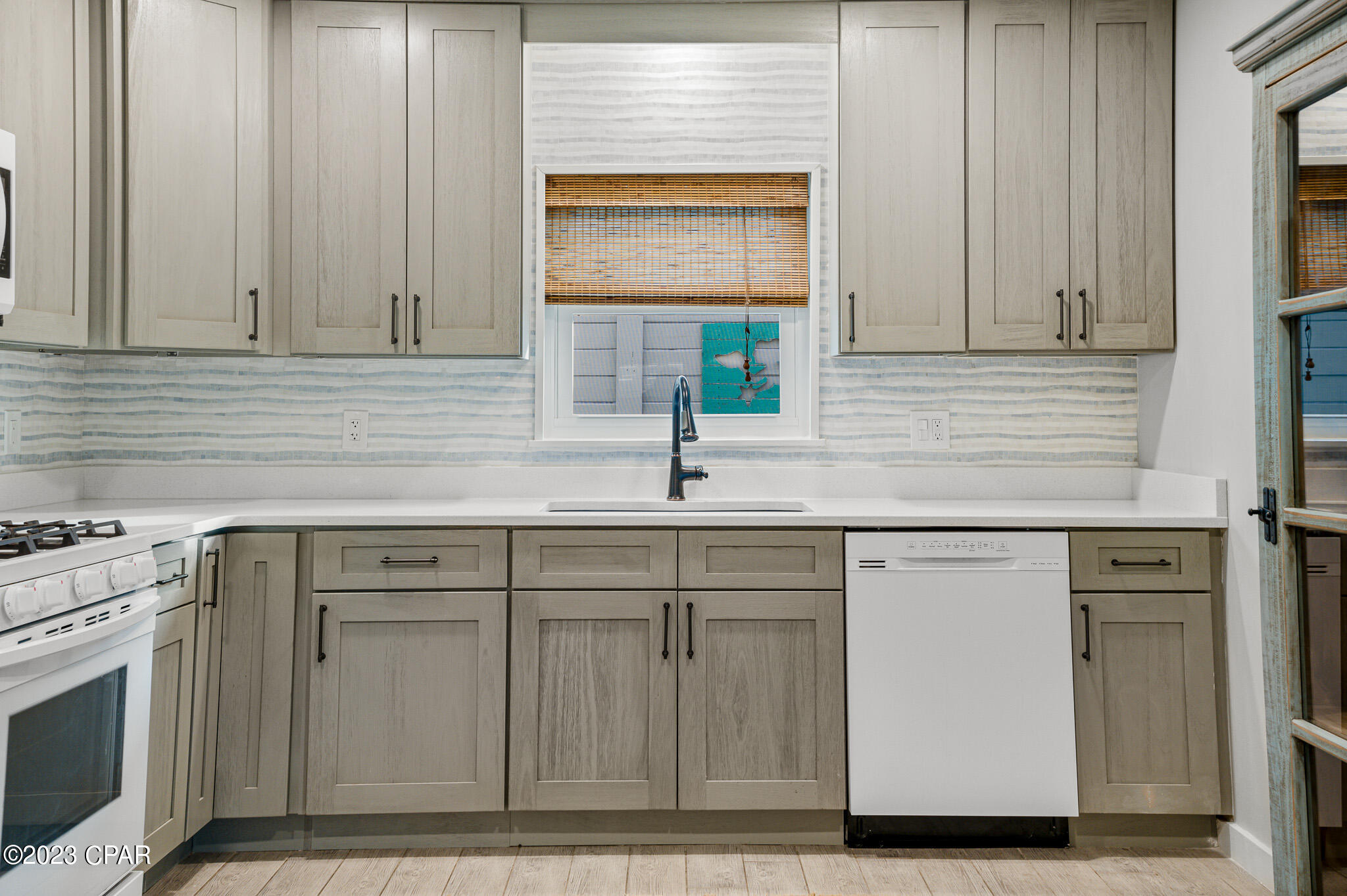 Panama City Beach, Florida 32413, United States, 2 Bedrooms Bedrooms, ,2 BathroomsBathrooms,Residential,Pending,68049