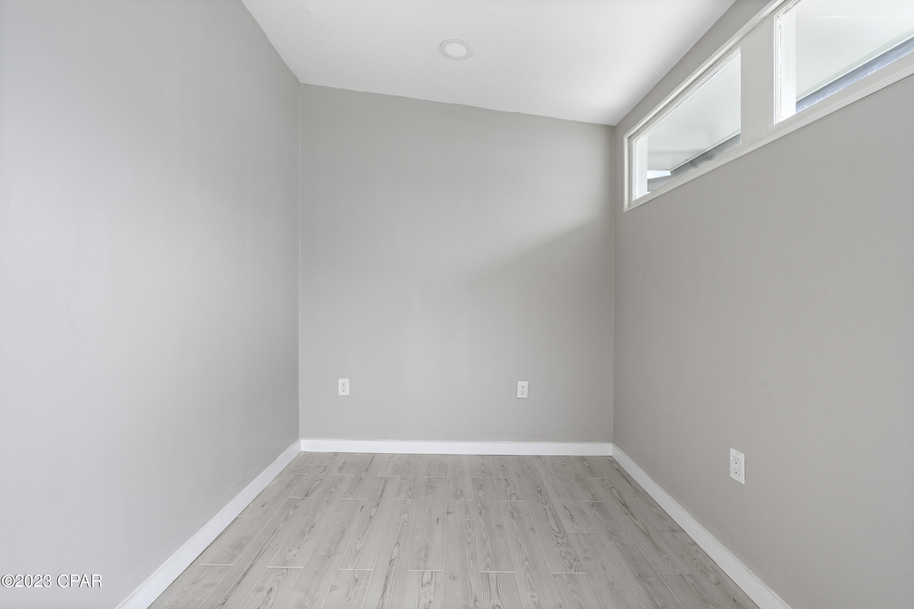 Panama City Beach, Florida 32413, United States, 2 Bedrooms Bedrooms, ,2 BathroomsBathrooms,Residential,Pending,68049