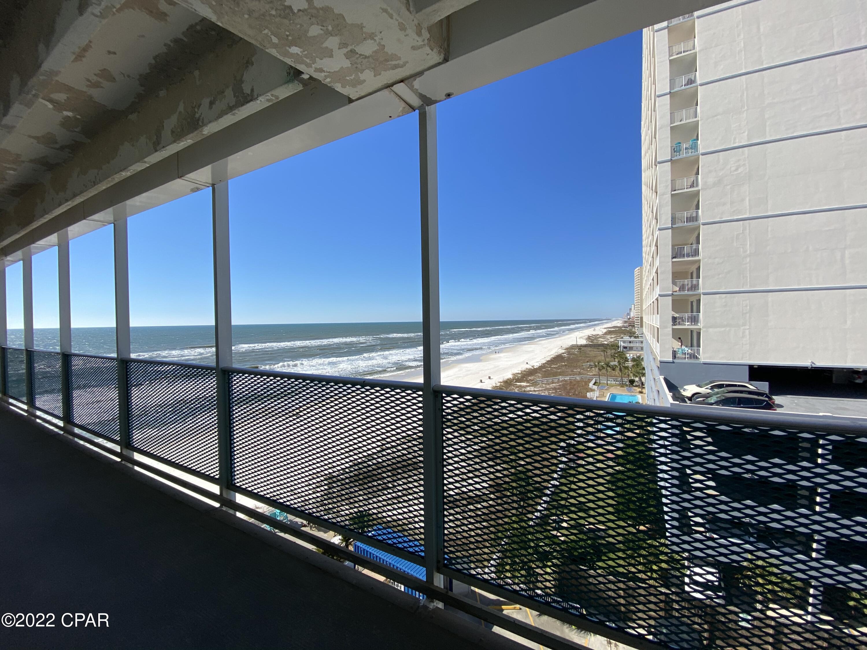 Fontainebleau Terrace - Residential