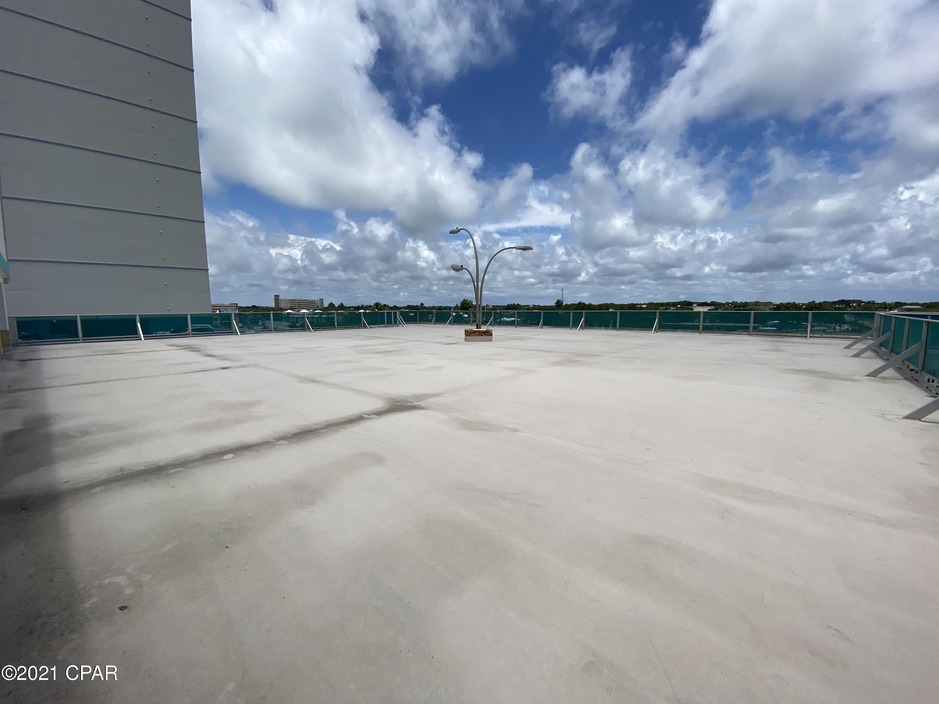 Fontainebleau Terrace - Residential