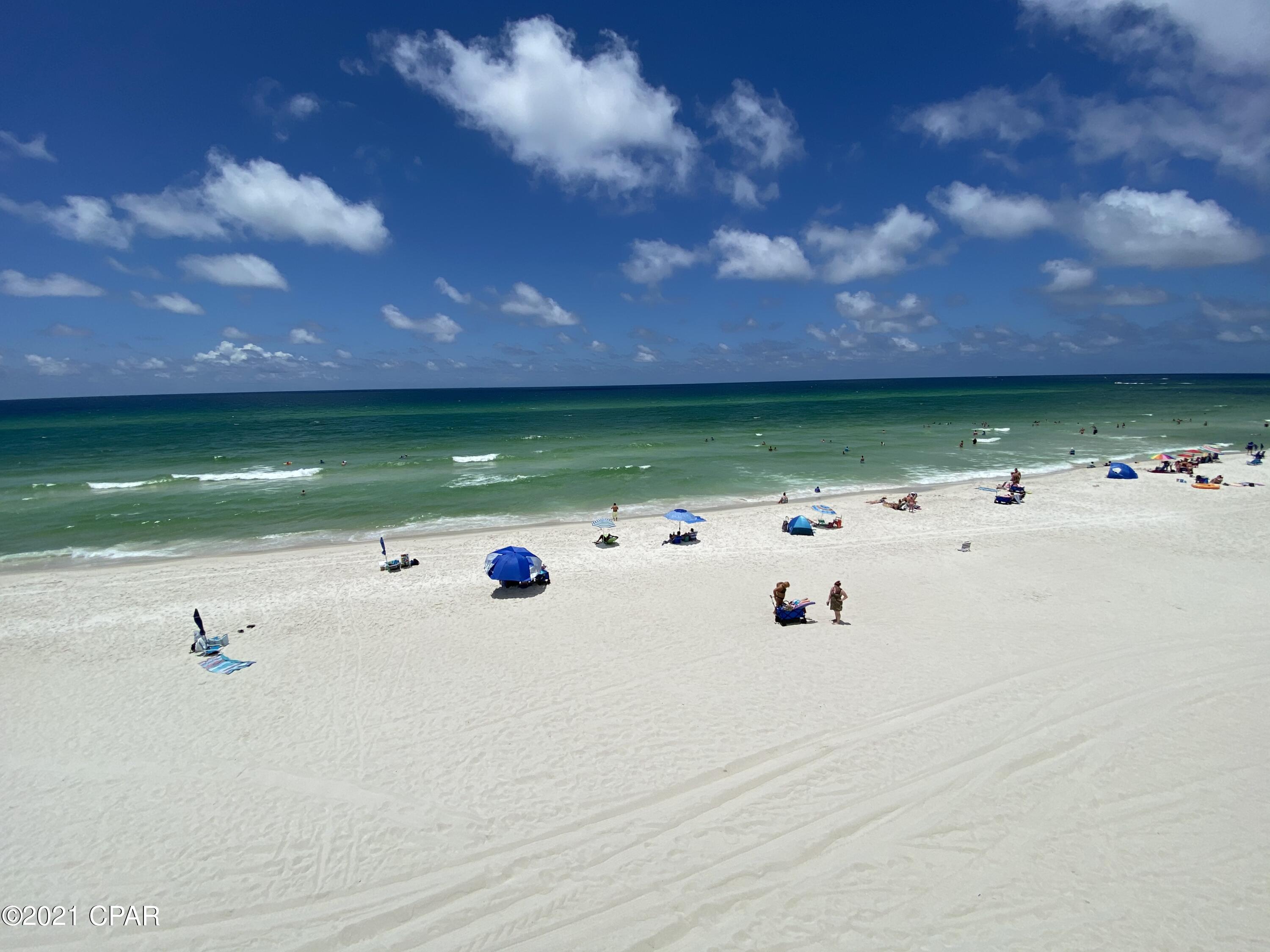 Fontainebleau Terrace - Residential