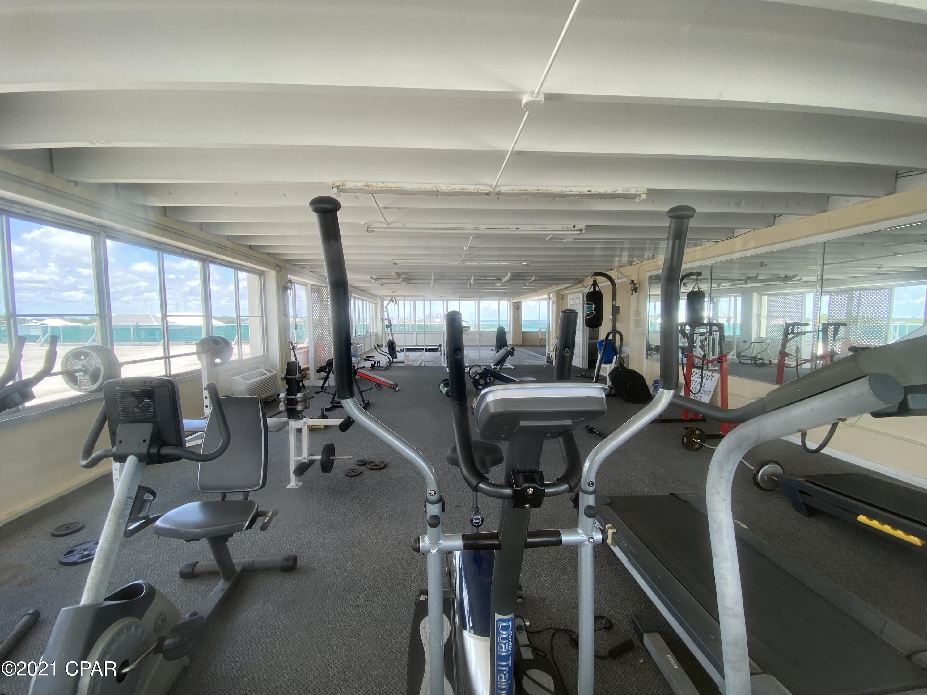 Fontainebleau Terrace - Residential