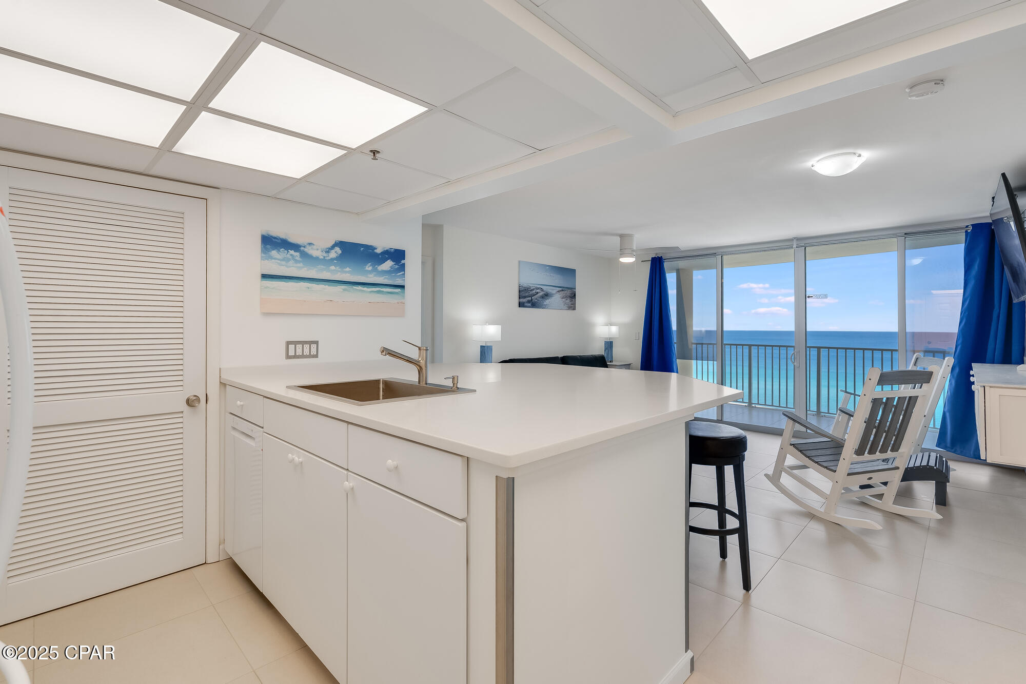 Long Beach Towers I - Residential