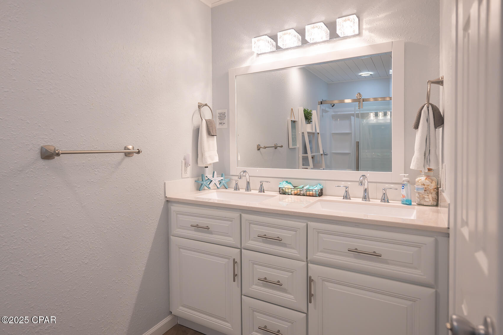 Biltmore Beach 1st Add - Residential