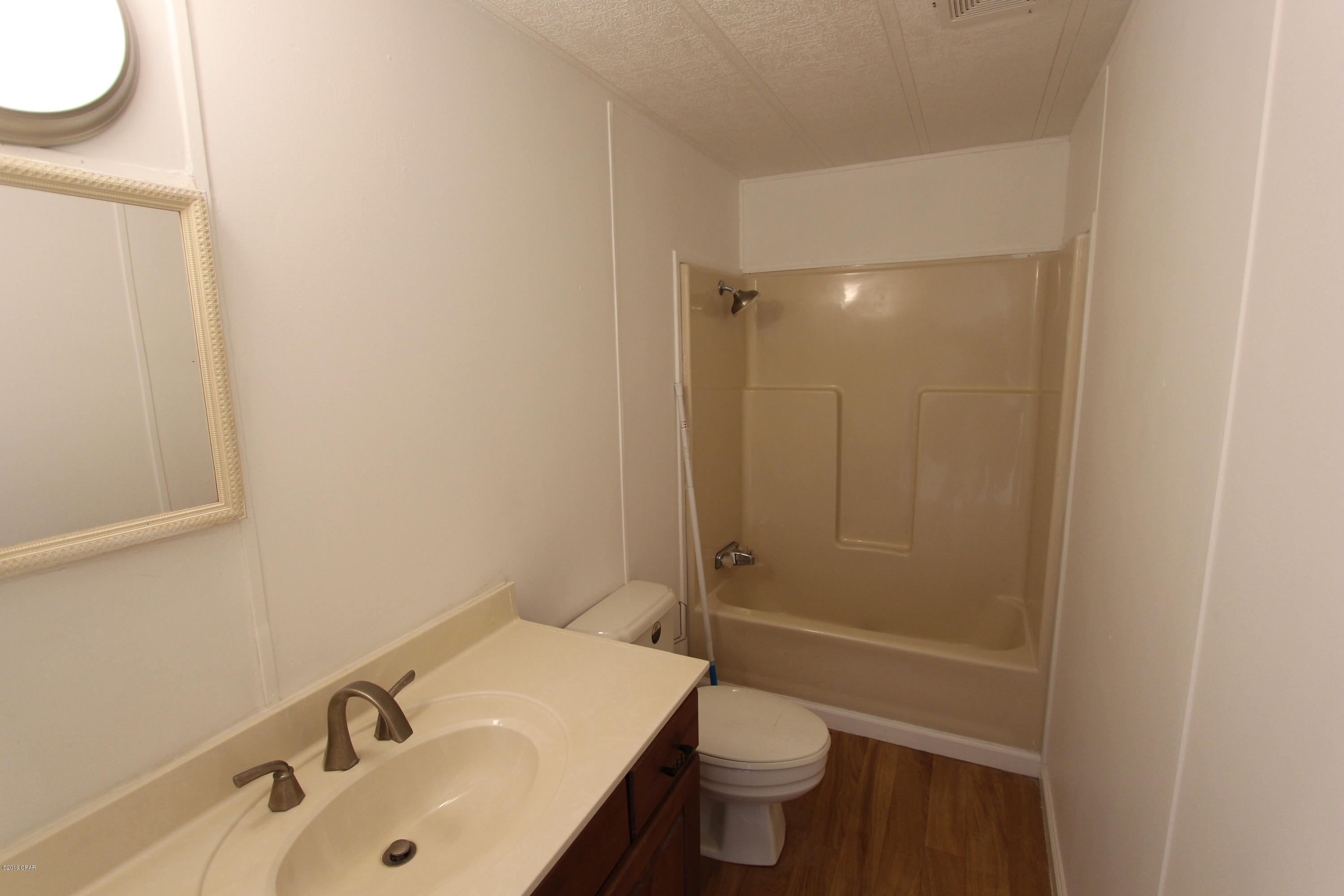 North Lagoon Oaks 7th Add - Residential