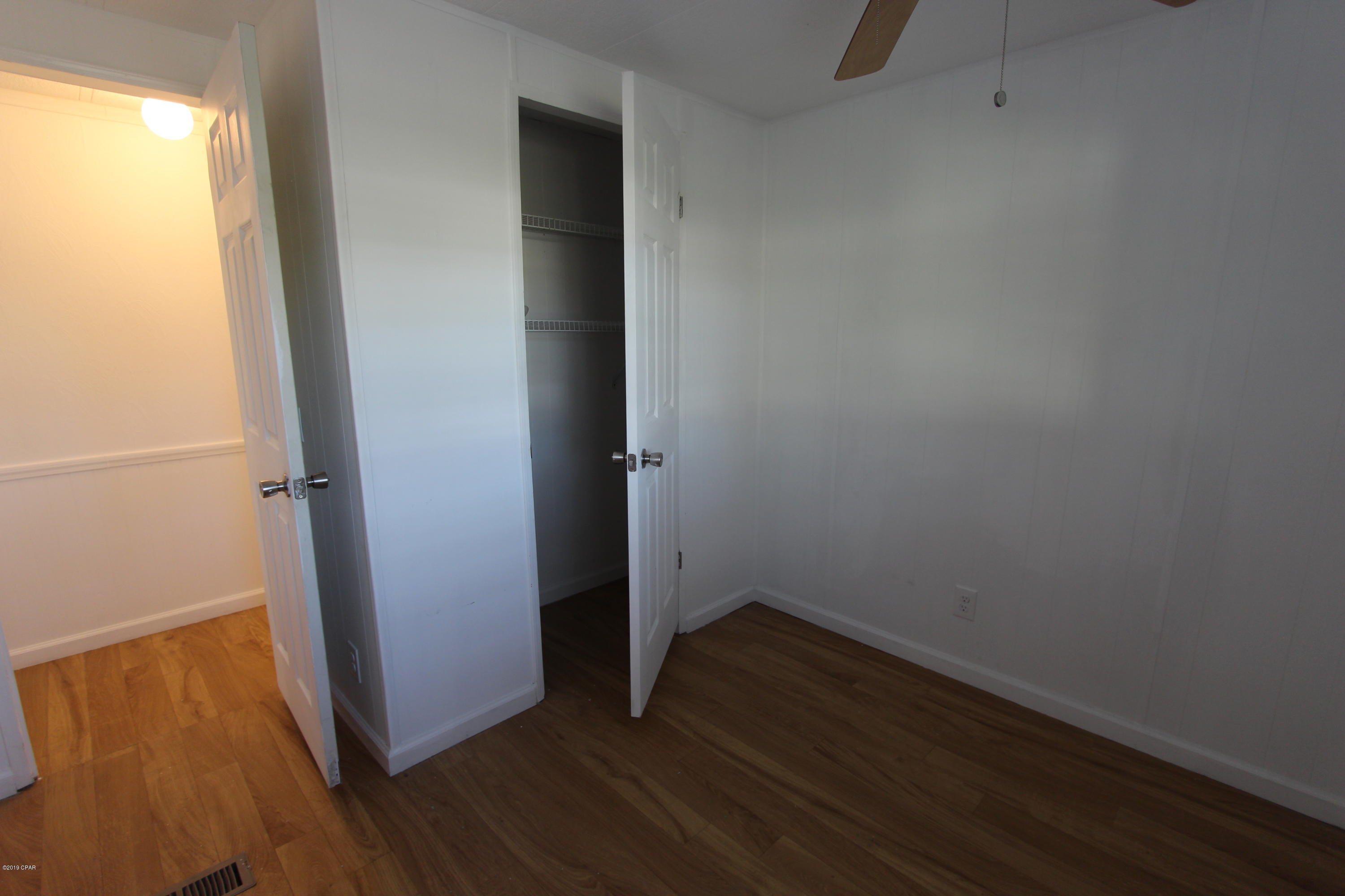 North Lagoon Oaks 7th Add - Residential