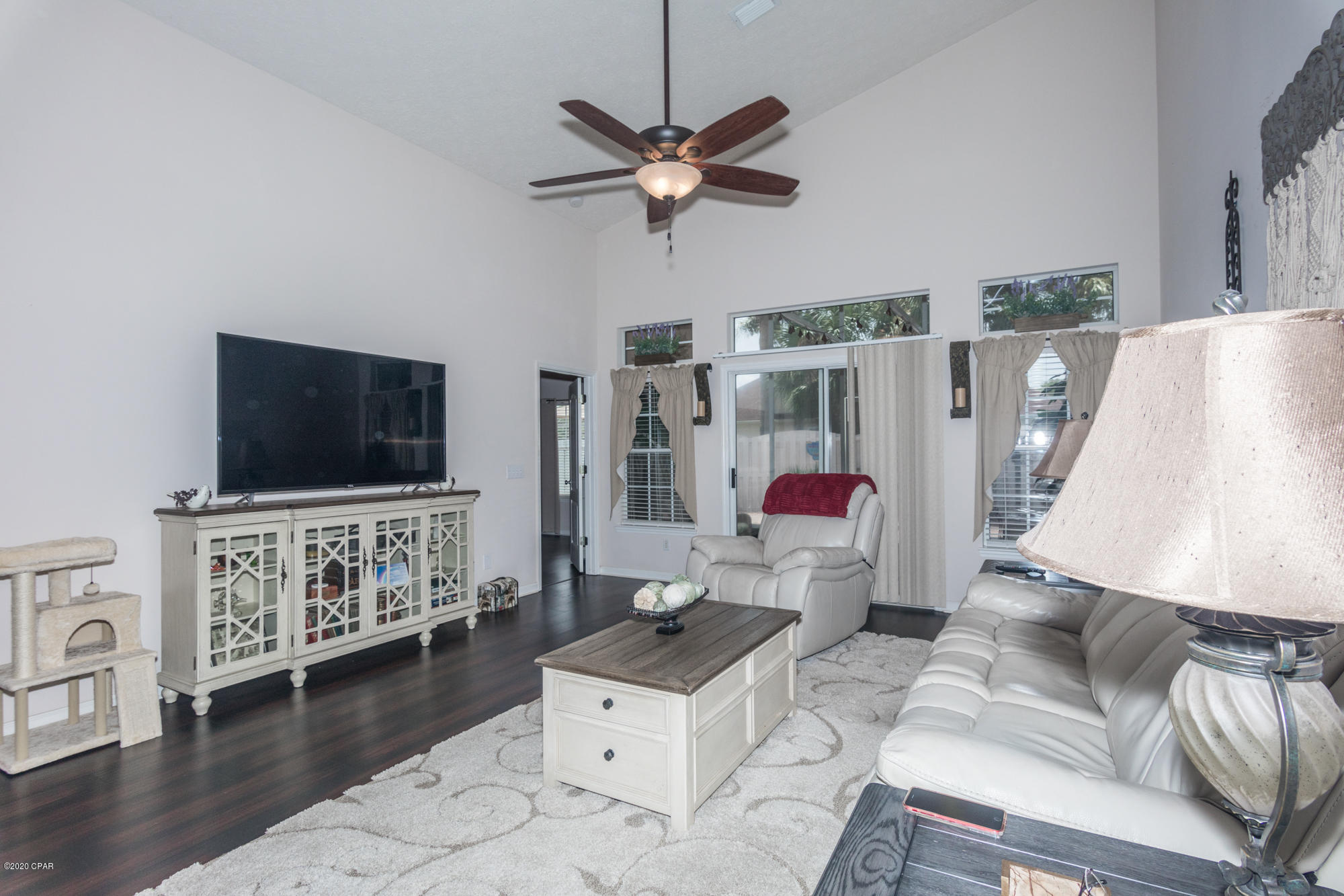 Dolphin Bay - Residential