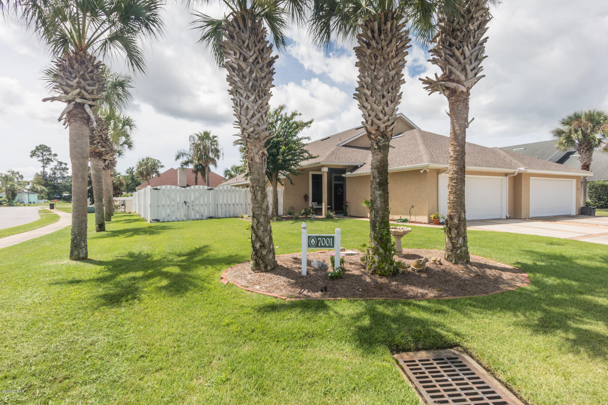 Dolphin Bay - Residential