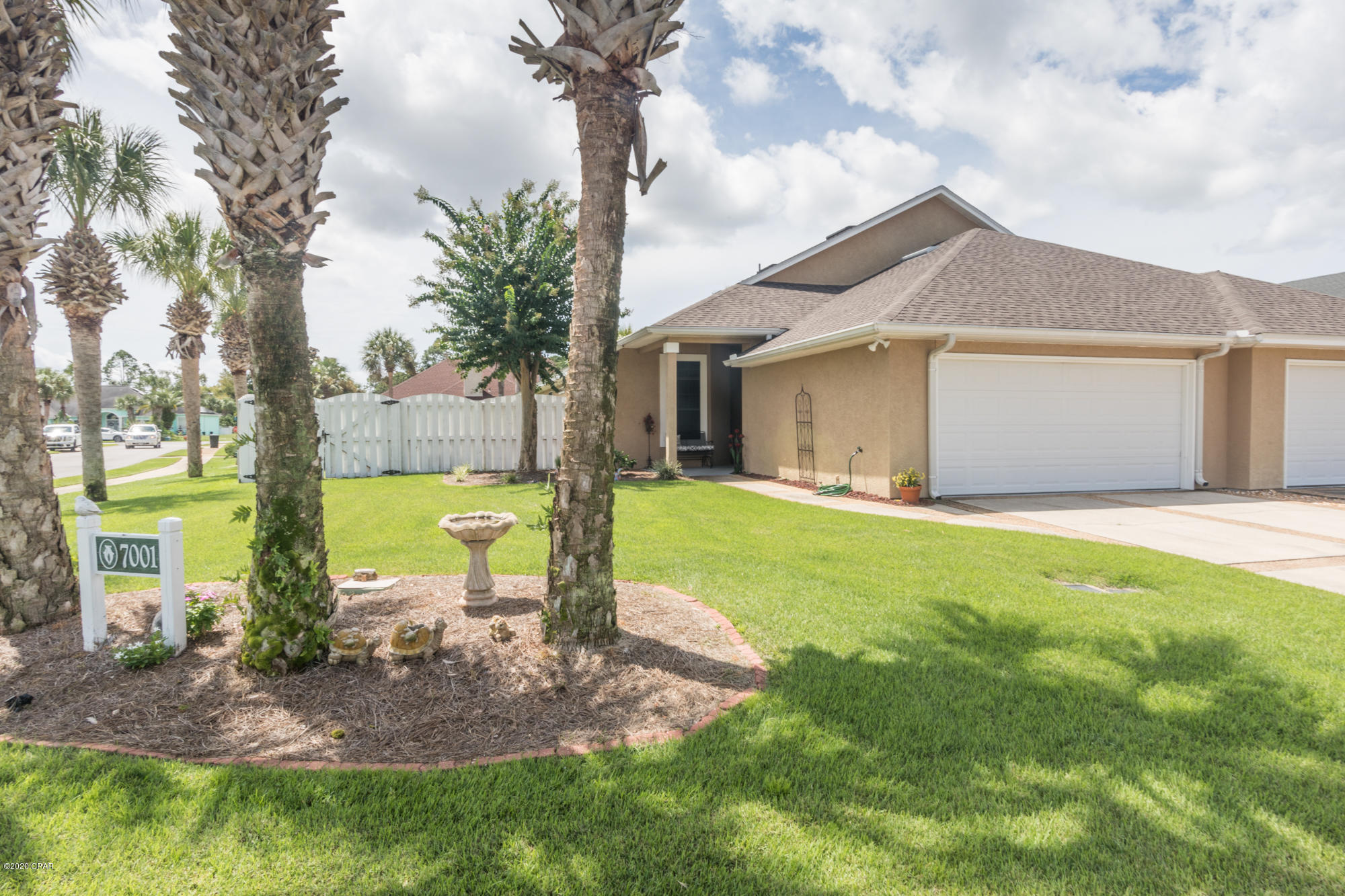 Dolphin Bay - Residential