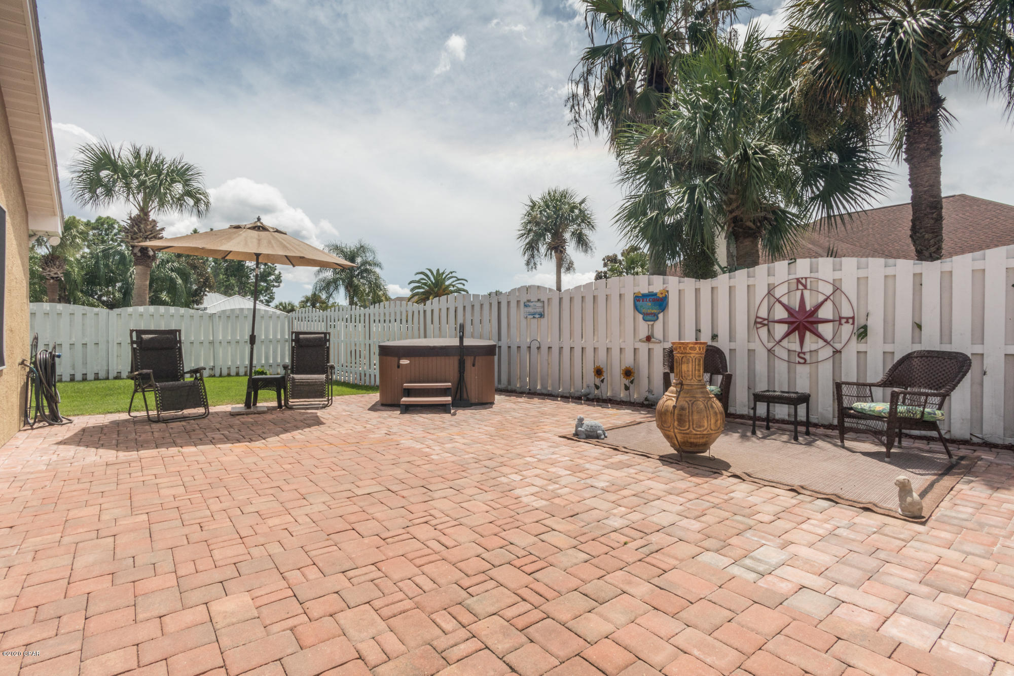 Dolphin Bay - Residential