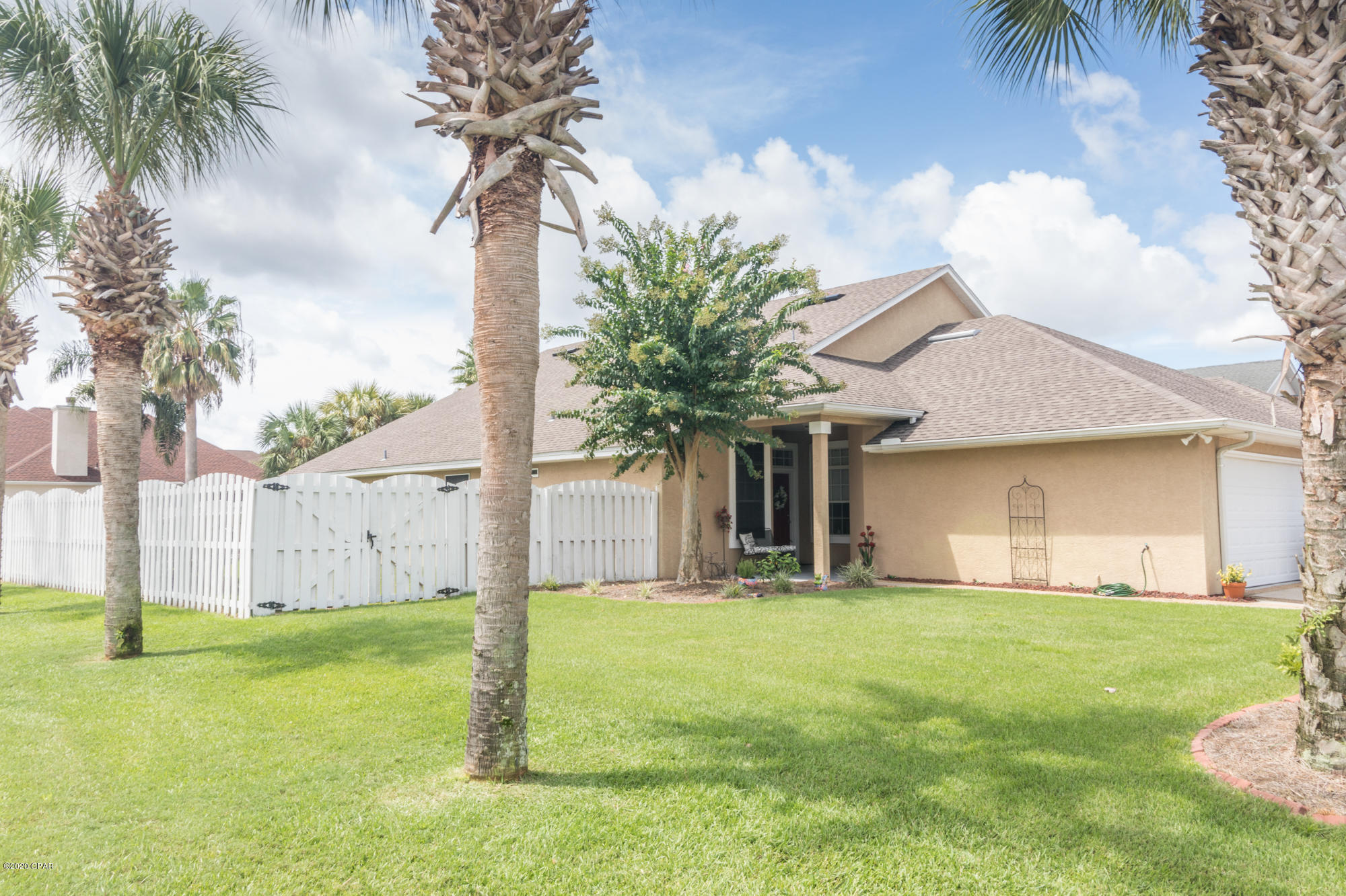 Dolphin Bay - Residential