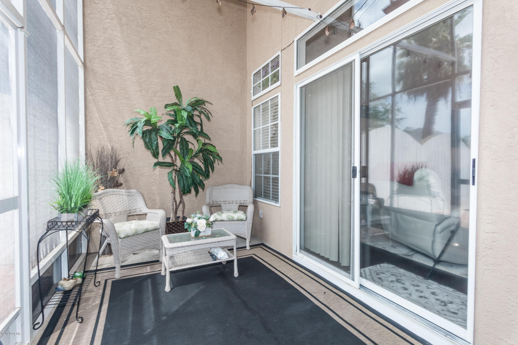 Dolphin Bay - Residential