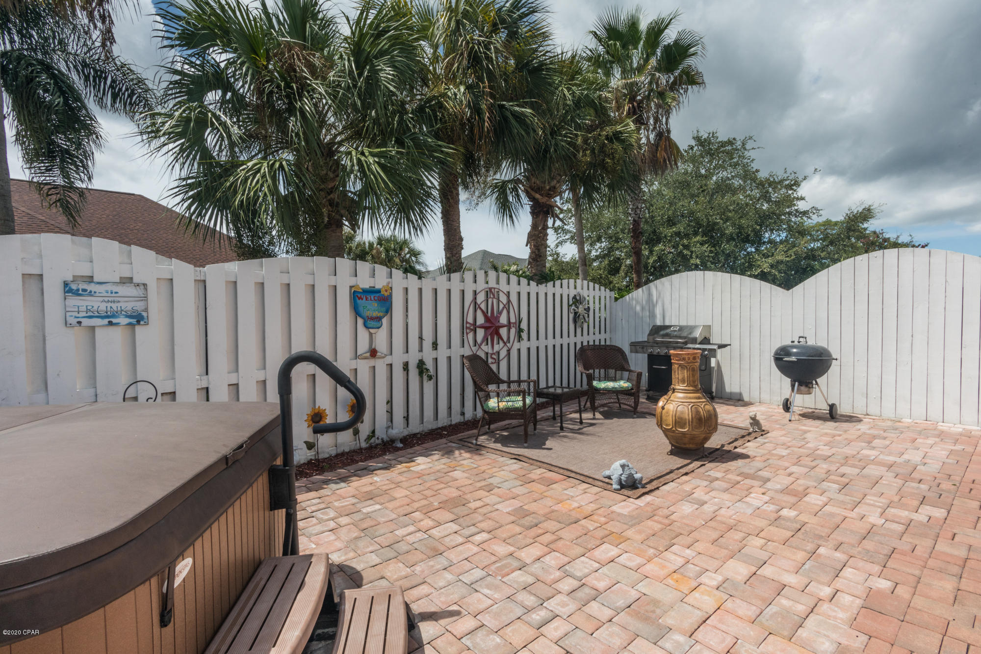 Dolphin Bay - Residential