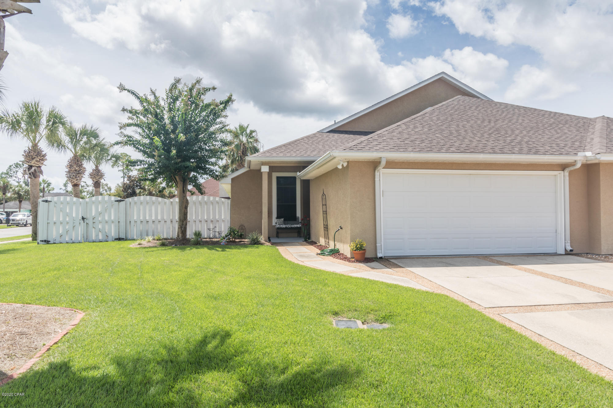 Dolphin Bay - Residential