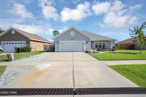 A home in Lynn Haven