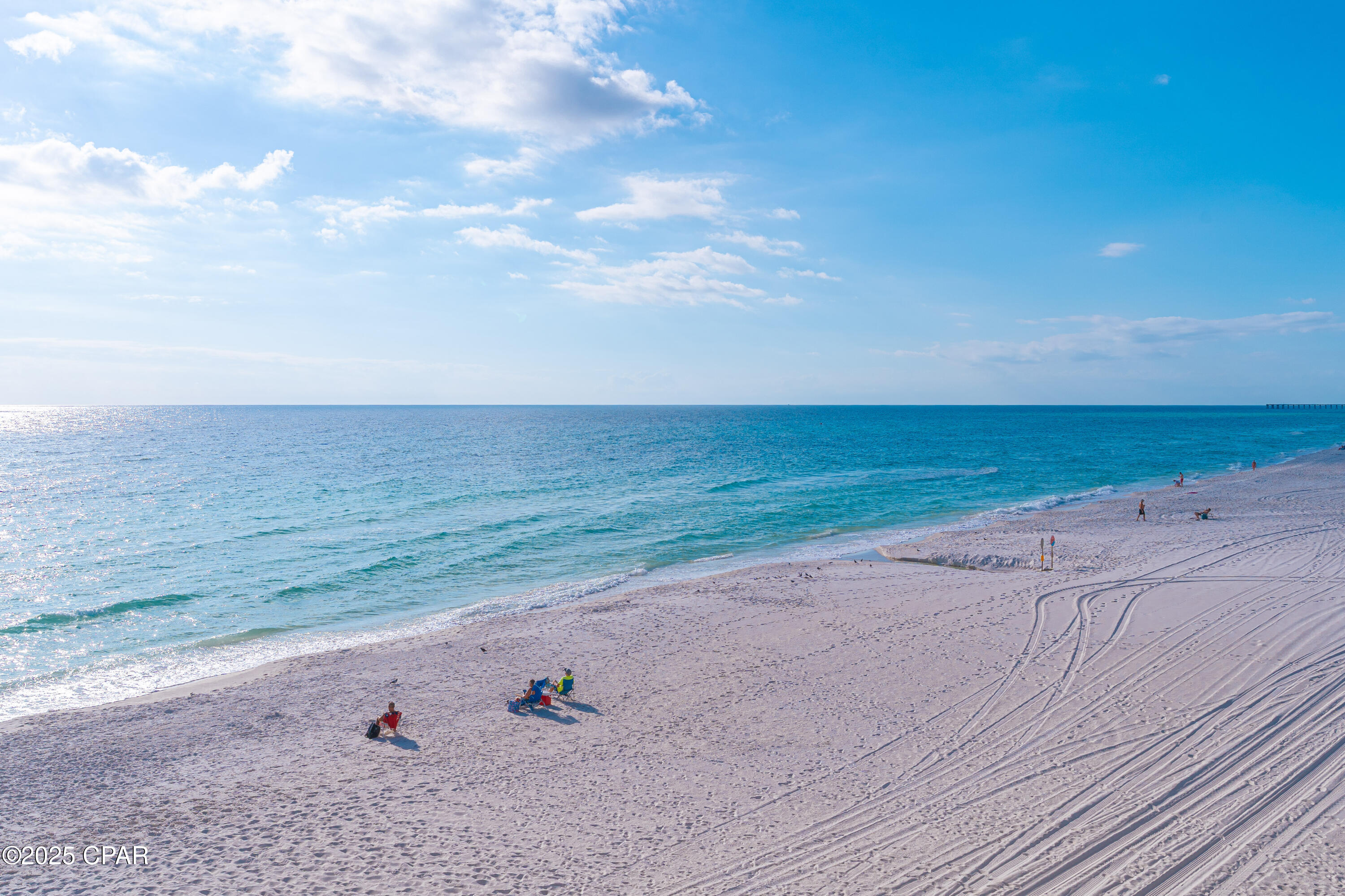 Fontainebleau Terrace - Residential