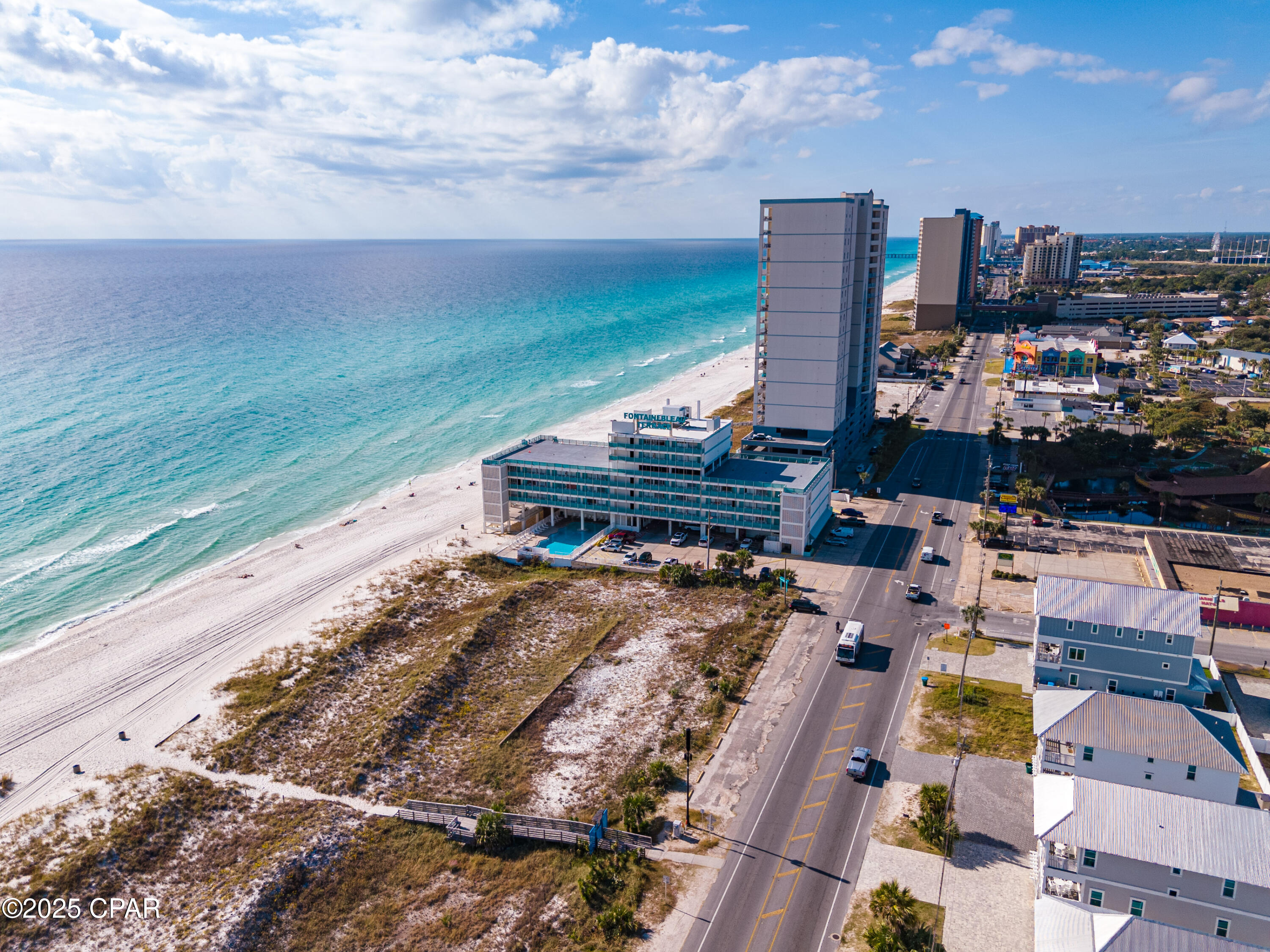 Fontainebleau Terrace - Residential