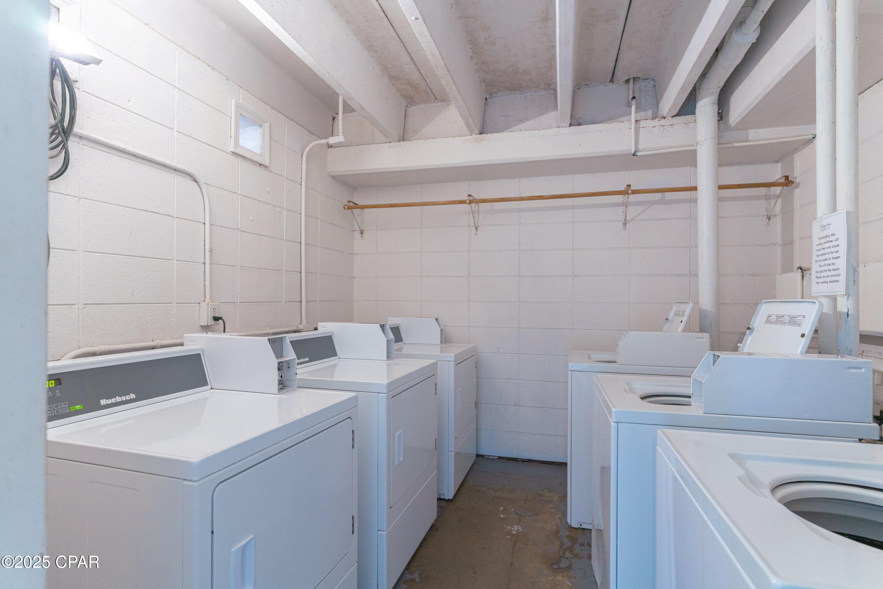 Fontainebleau Terrace - Residential