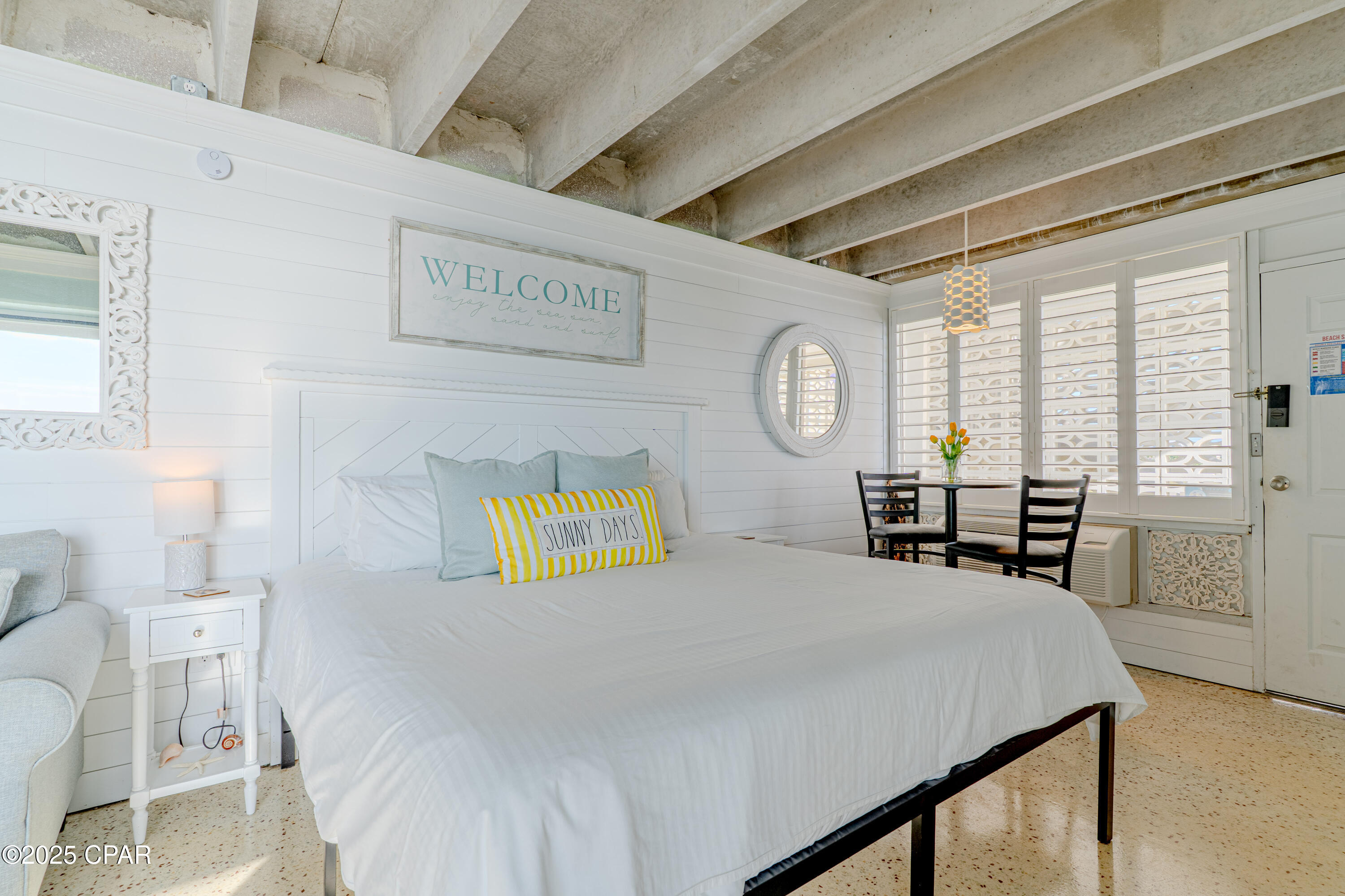 Fontainebleau Terrace - Residential