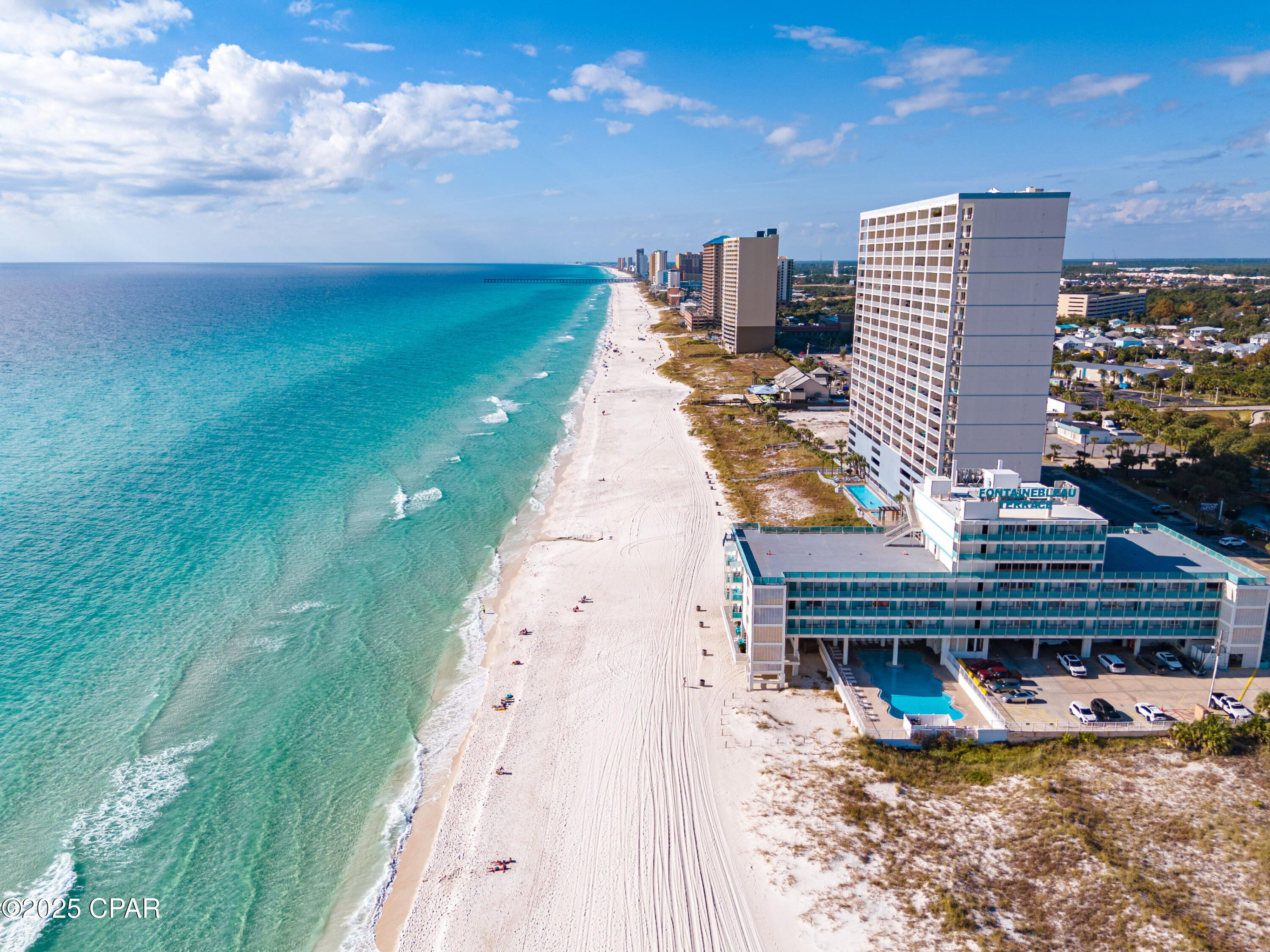 Fontainebleau Terrace - Residential