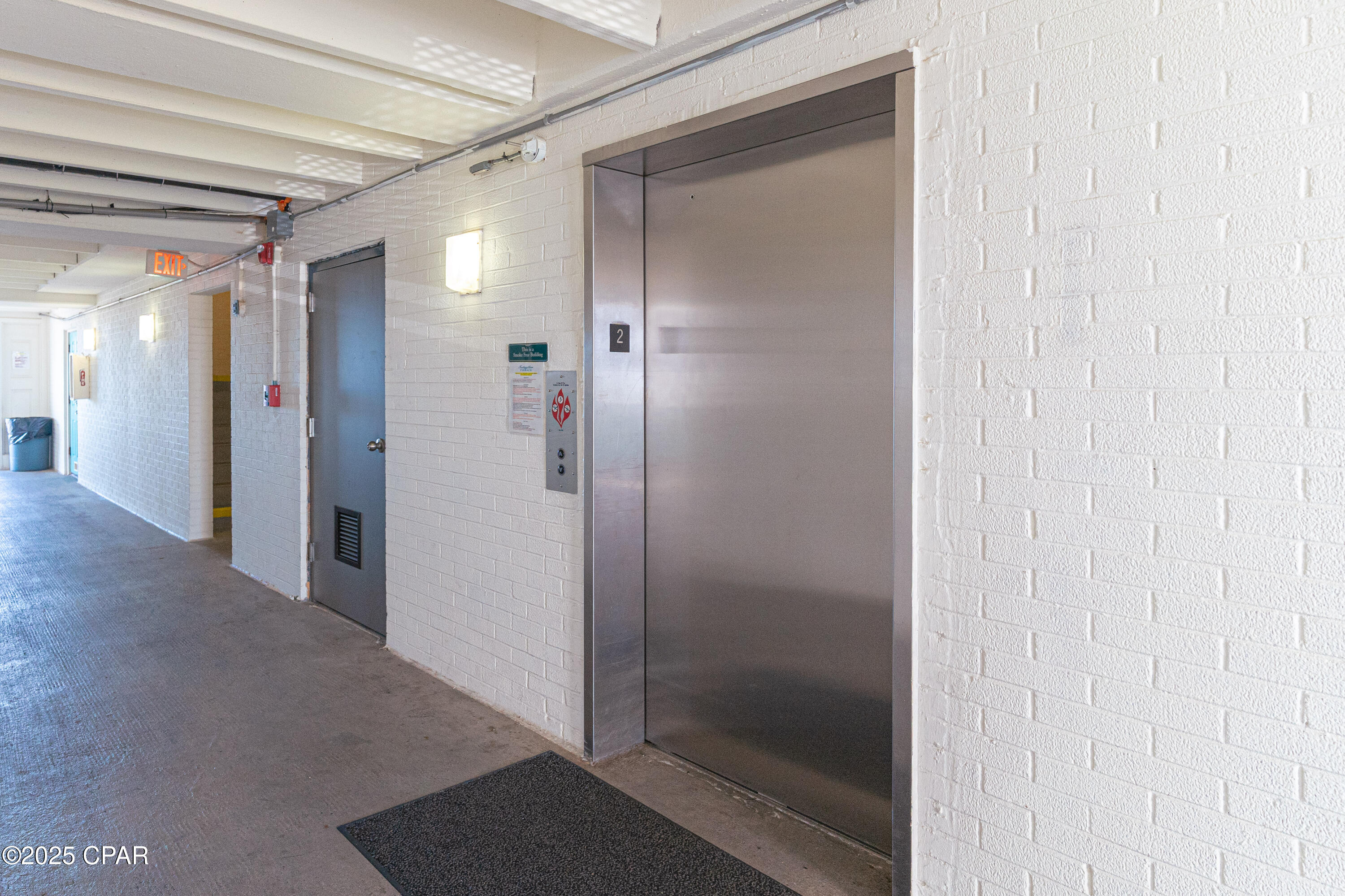 Fontainebleau Terrace - Residential