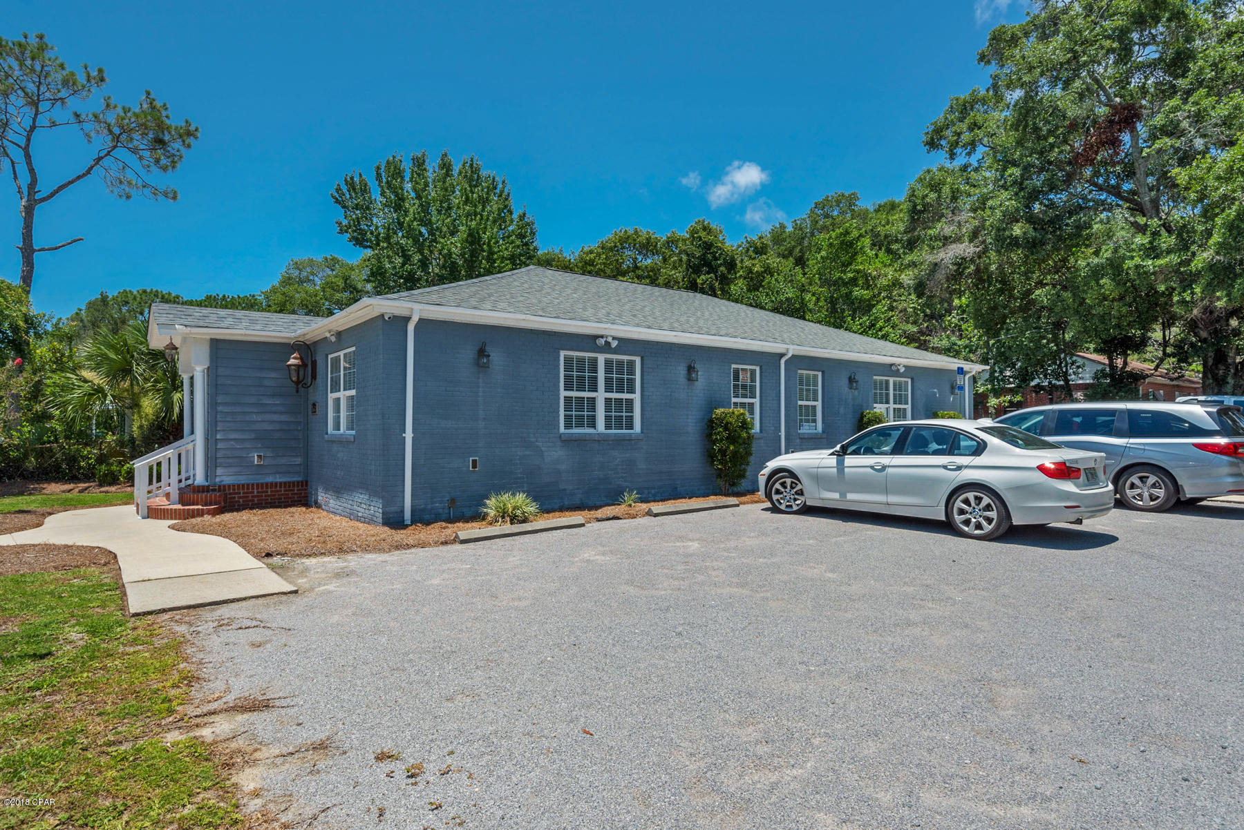 Oakland Terrace Add - Commercial Sale