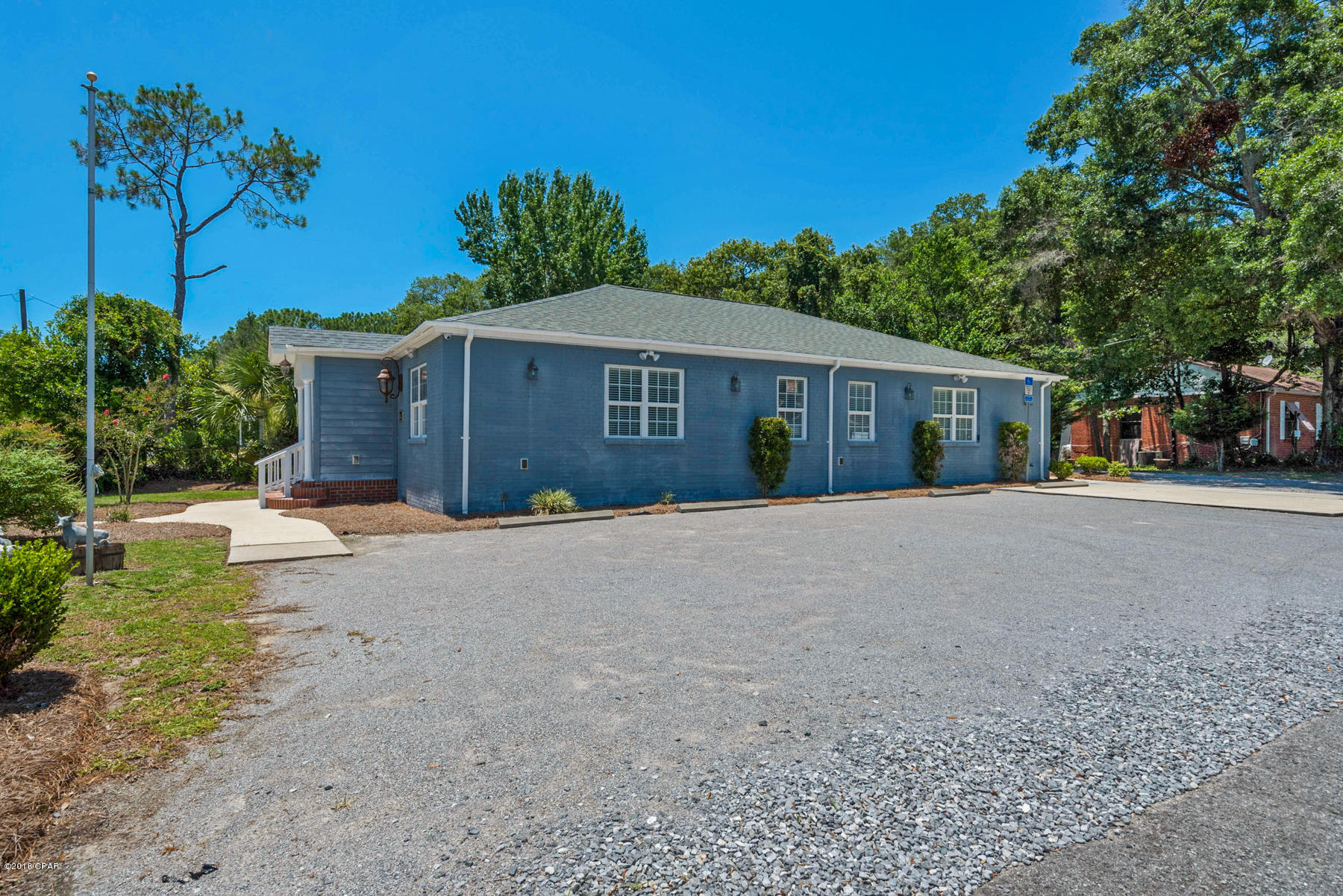 Oakland Terrace Add - Commercial Sale