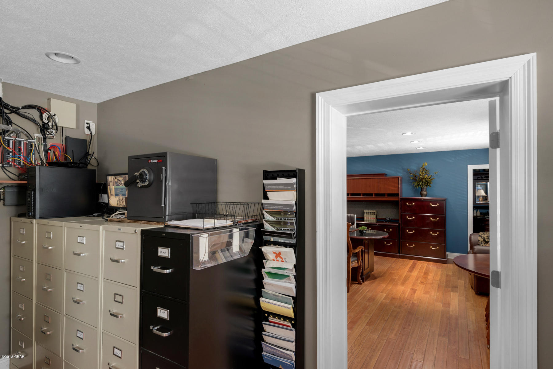 Oakland Terrace Add - Commercial Sale