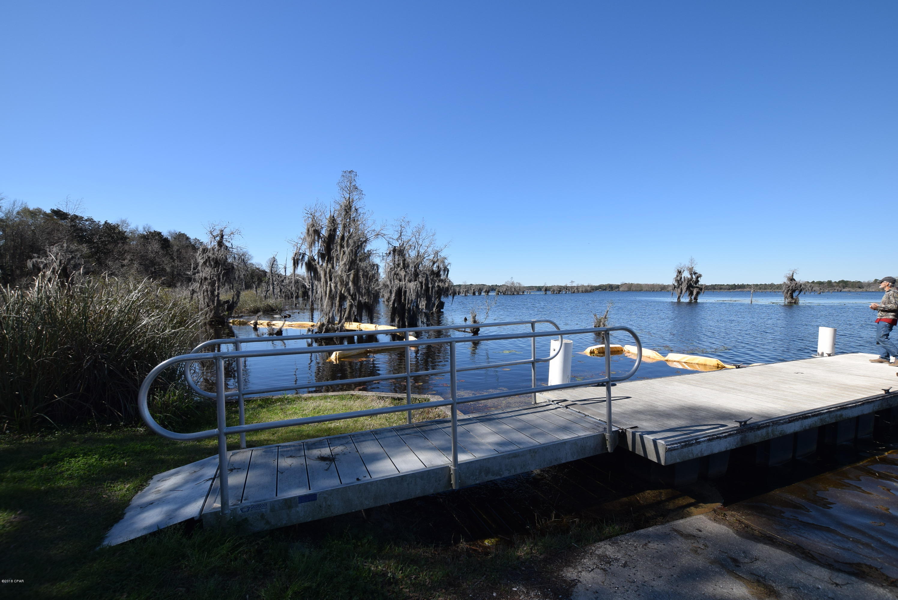 Lake Forest Estates - Residential