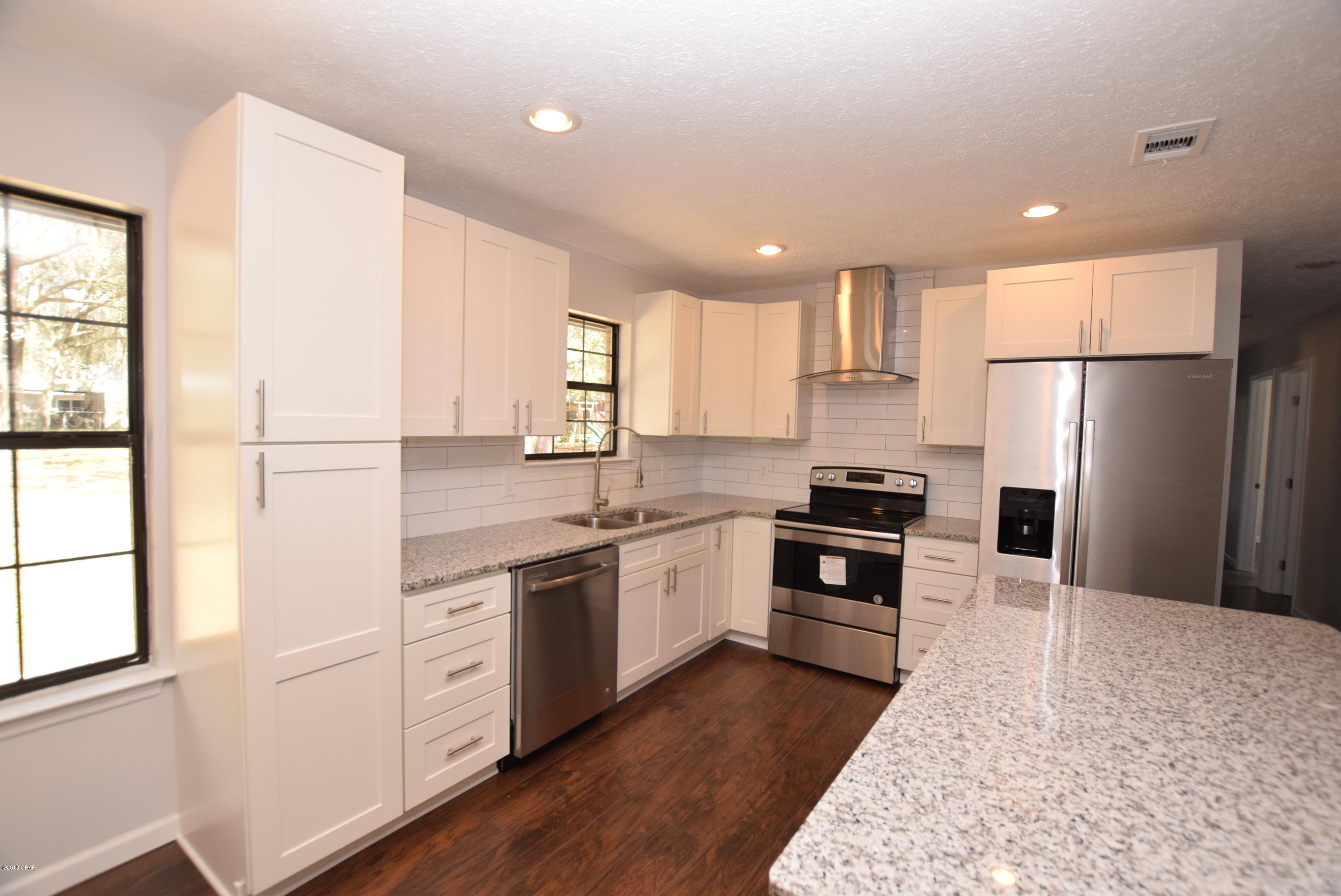 Lake Forest Estates - Residential