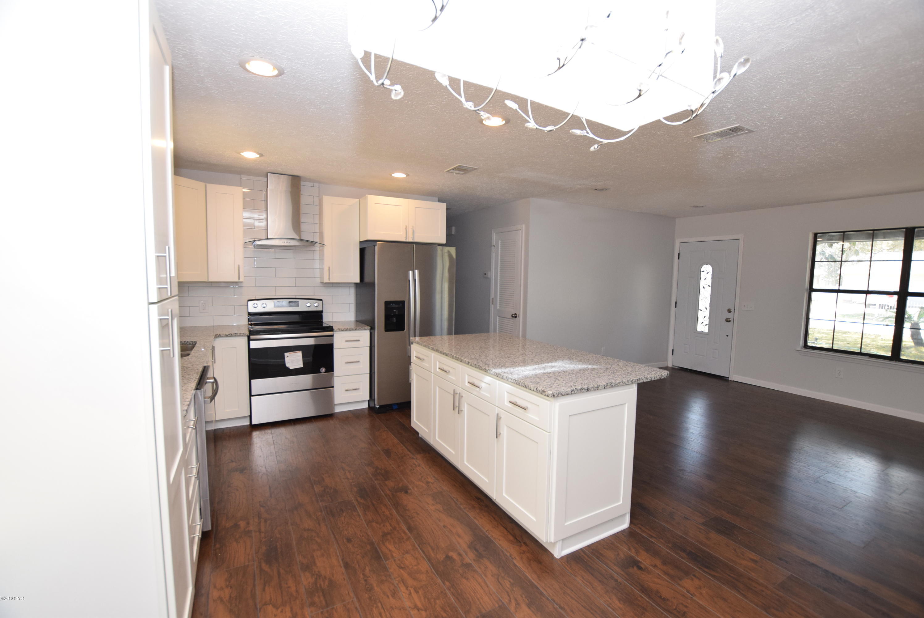 Lake Forest Estates - Residential