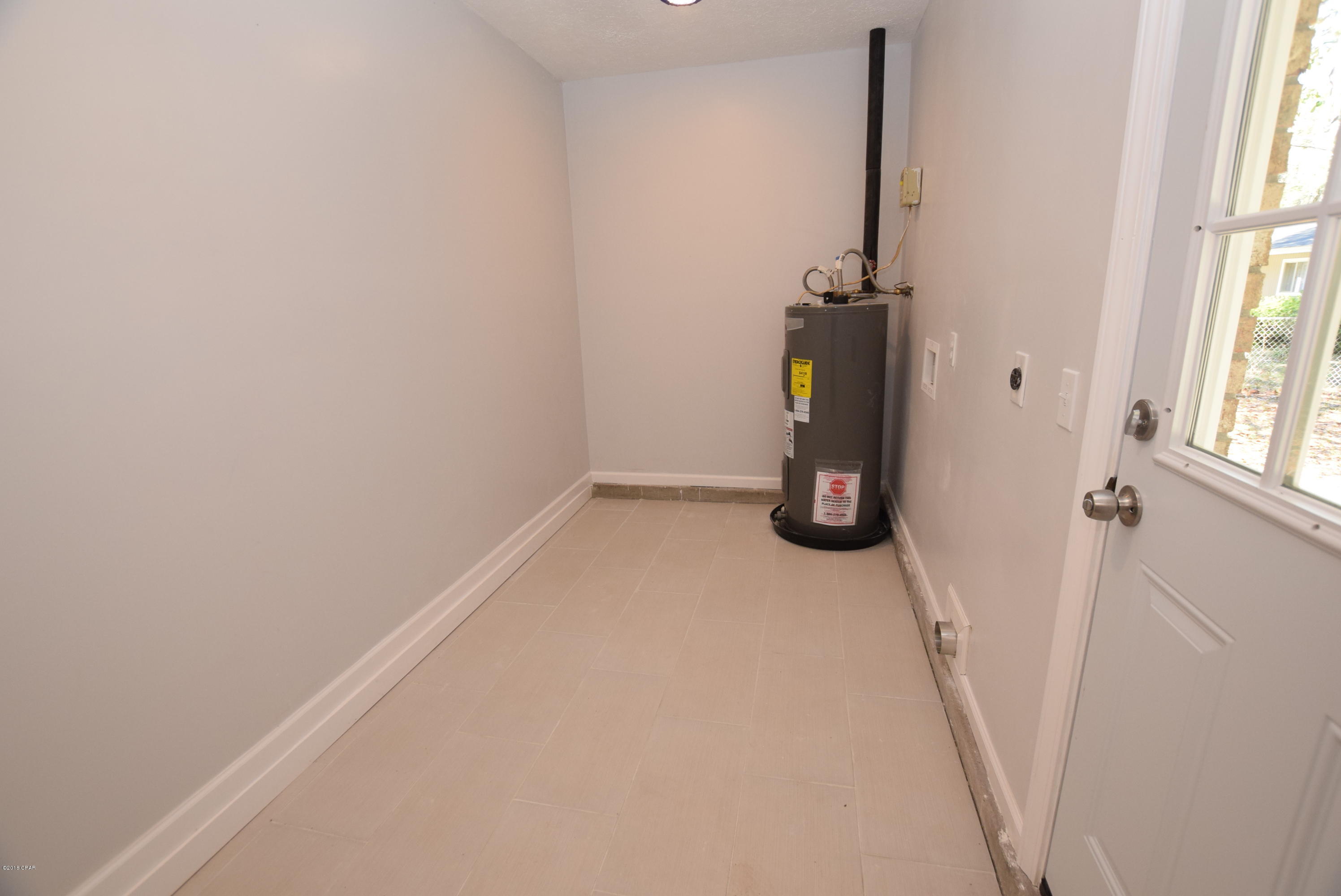 Lake Forest Estates - Residential