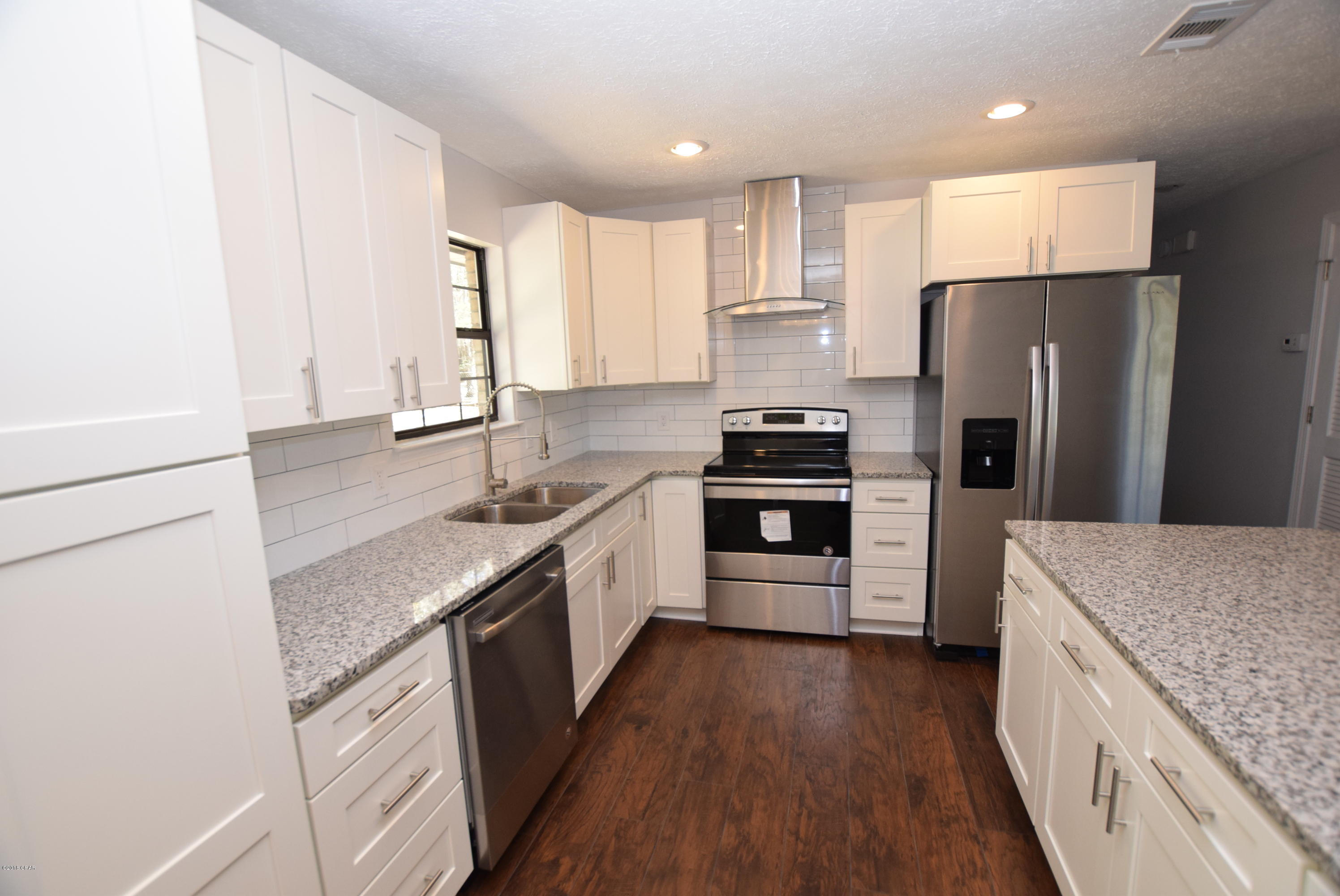 Lake Forest Estates - Residential