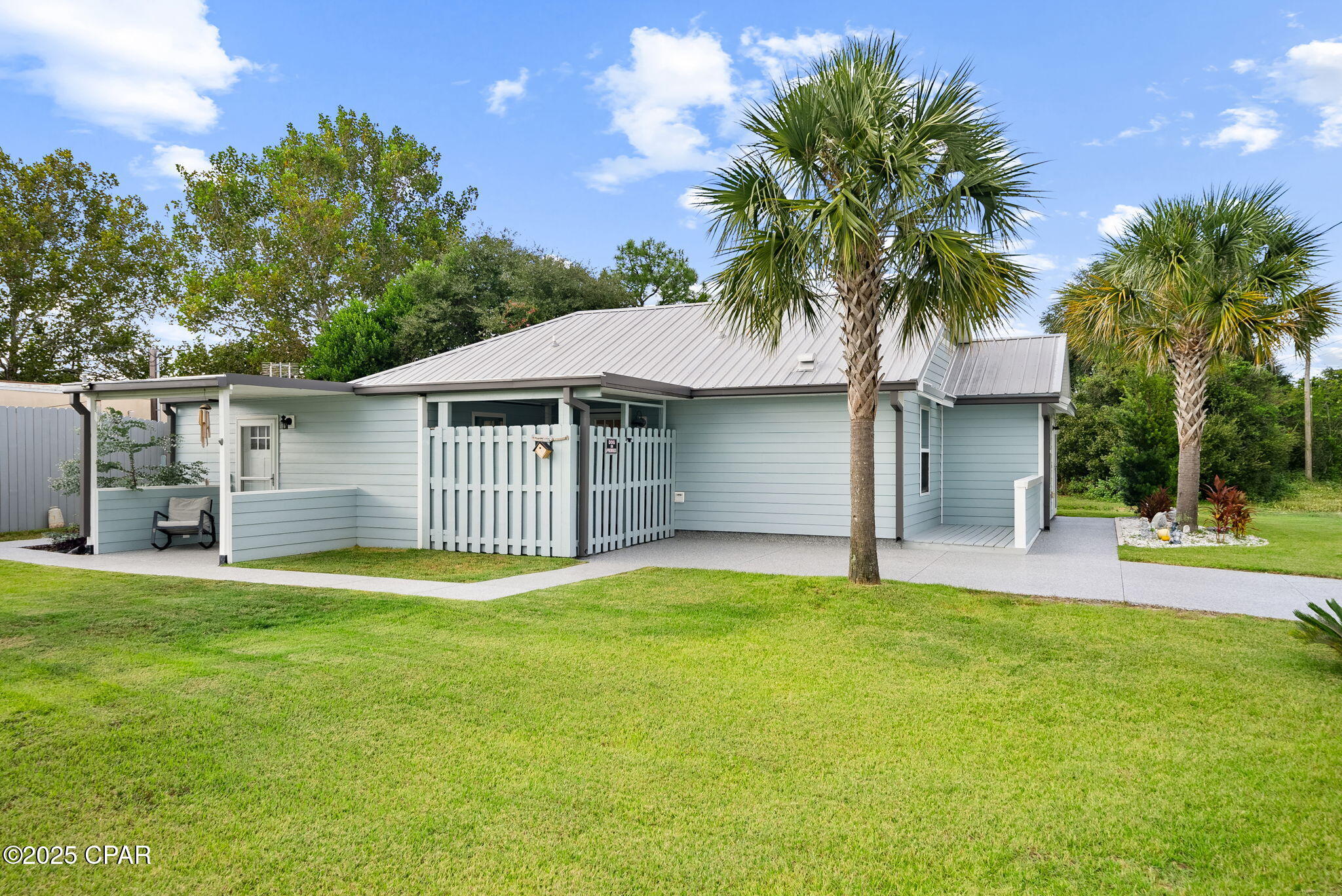 Laguna Beach Estates 7th Add - Residential