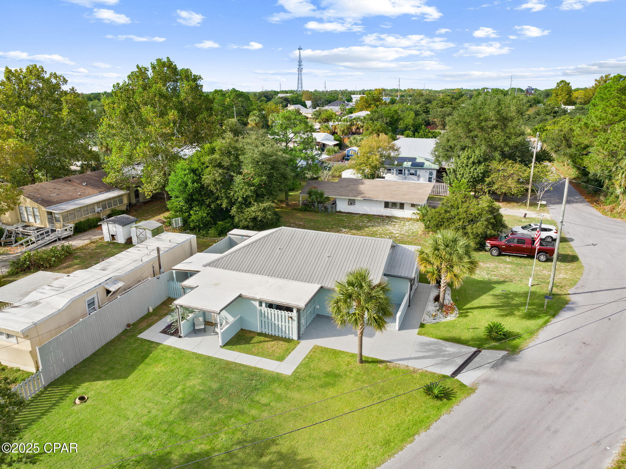 Laguna Beach Estates 7th Add - Residential