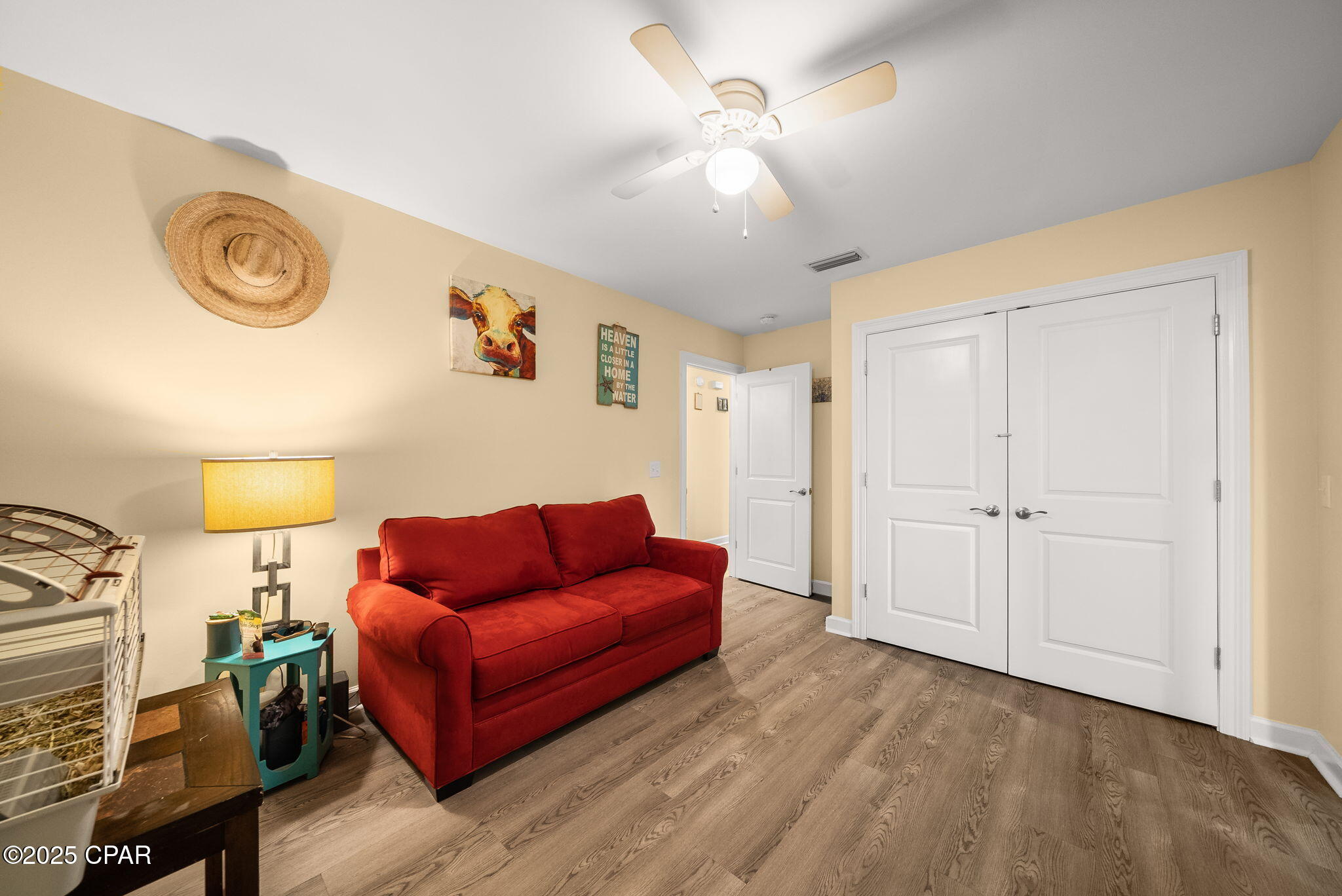 Laguna Beach Estates 7th Add - Residential