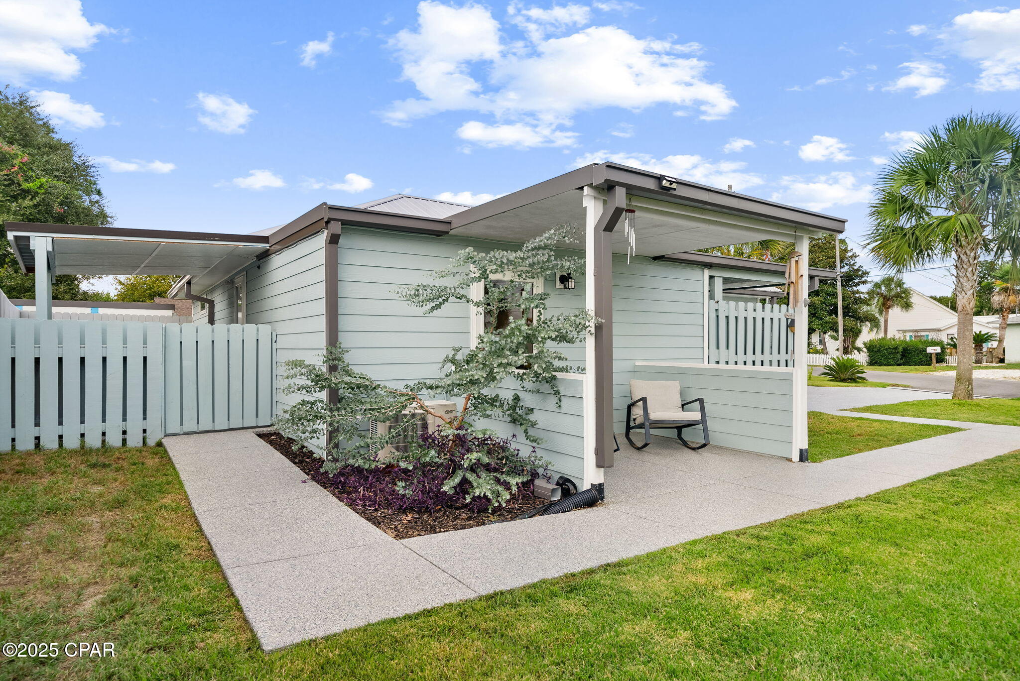 Laguna Beach Estates 7th Add - Residential