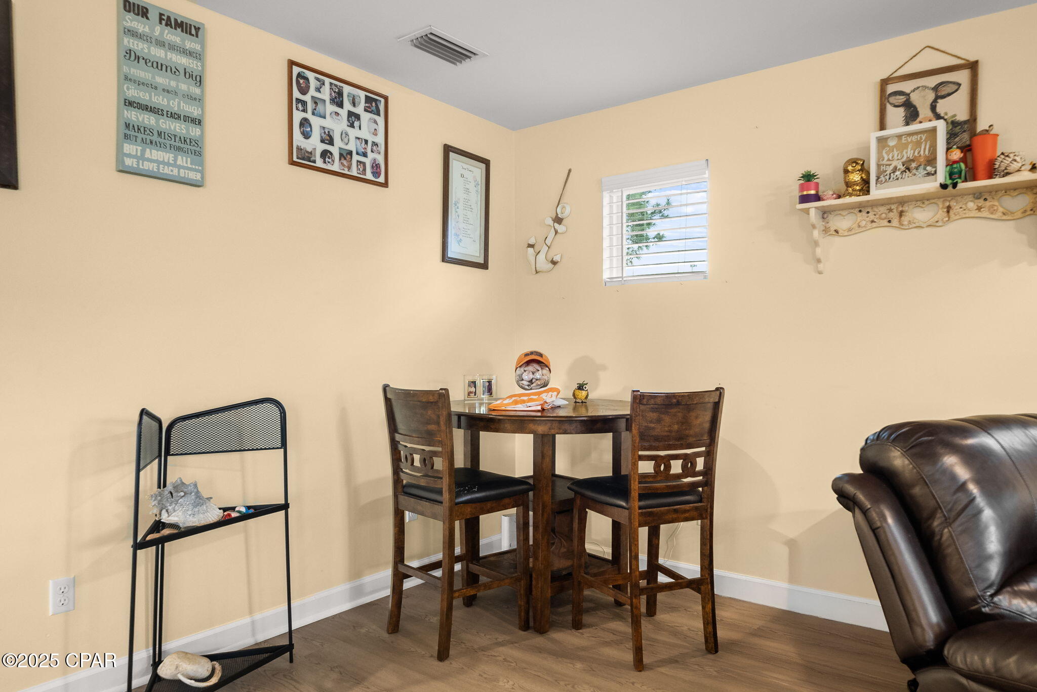 Laguna Beach Estates 7th Add - Residential