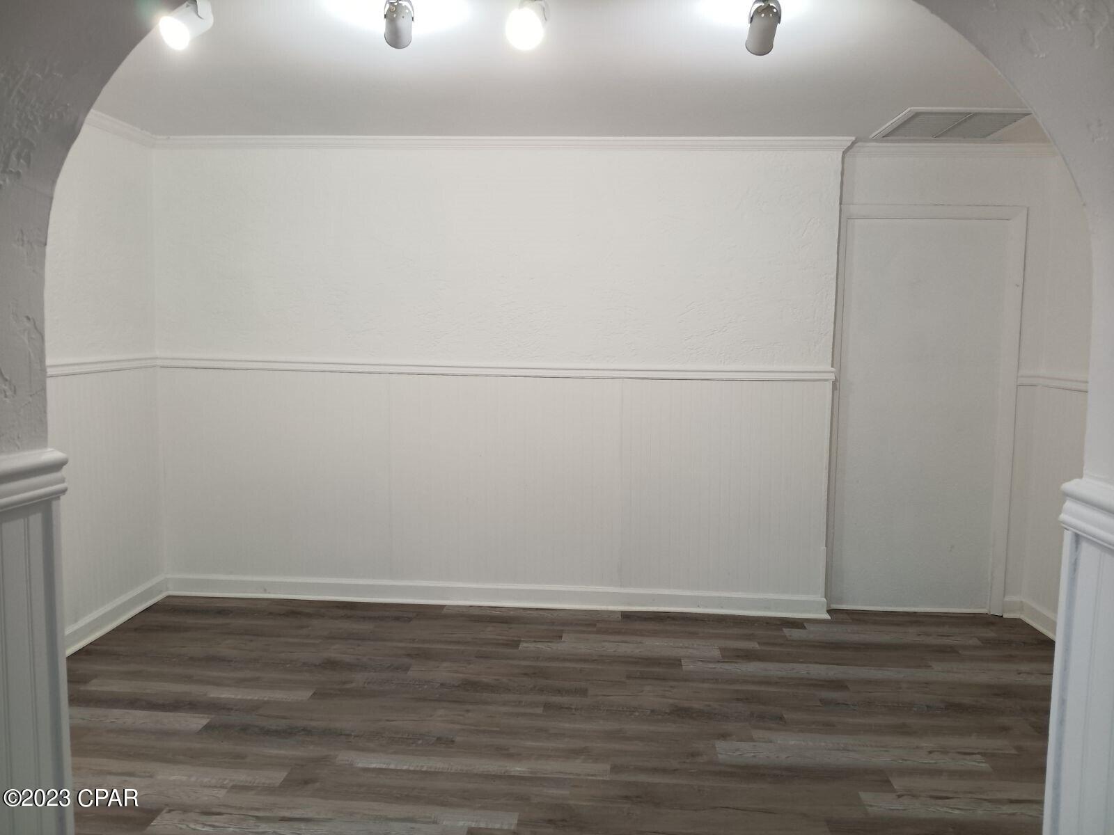 [No Recorded Subdiv] - Residential Lease