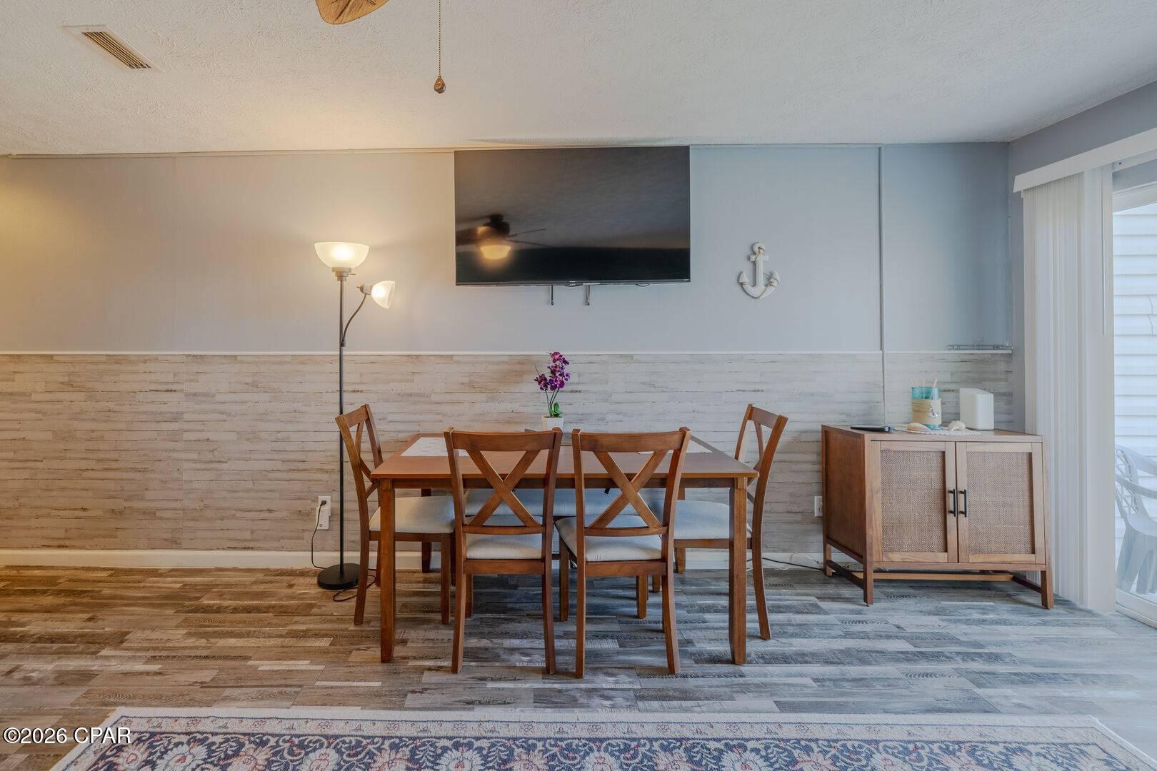 Lullwater Beach - Residential