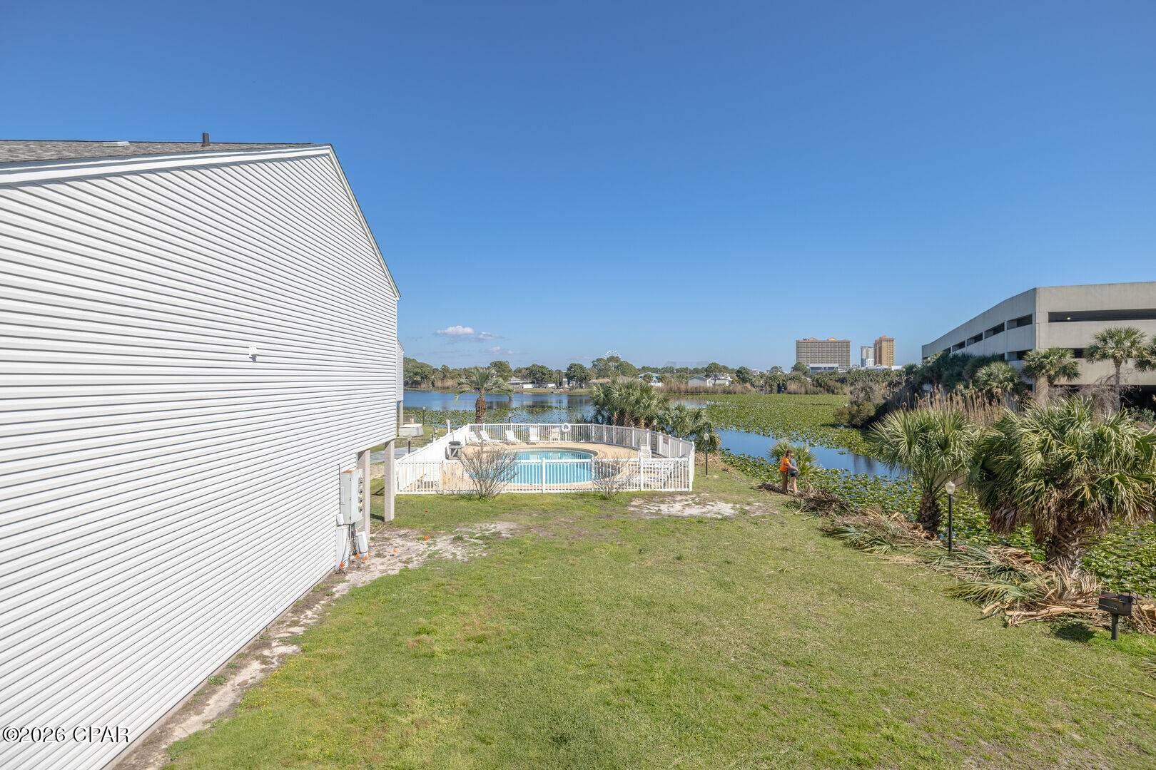 Lullwater Beach - Residential