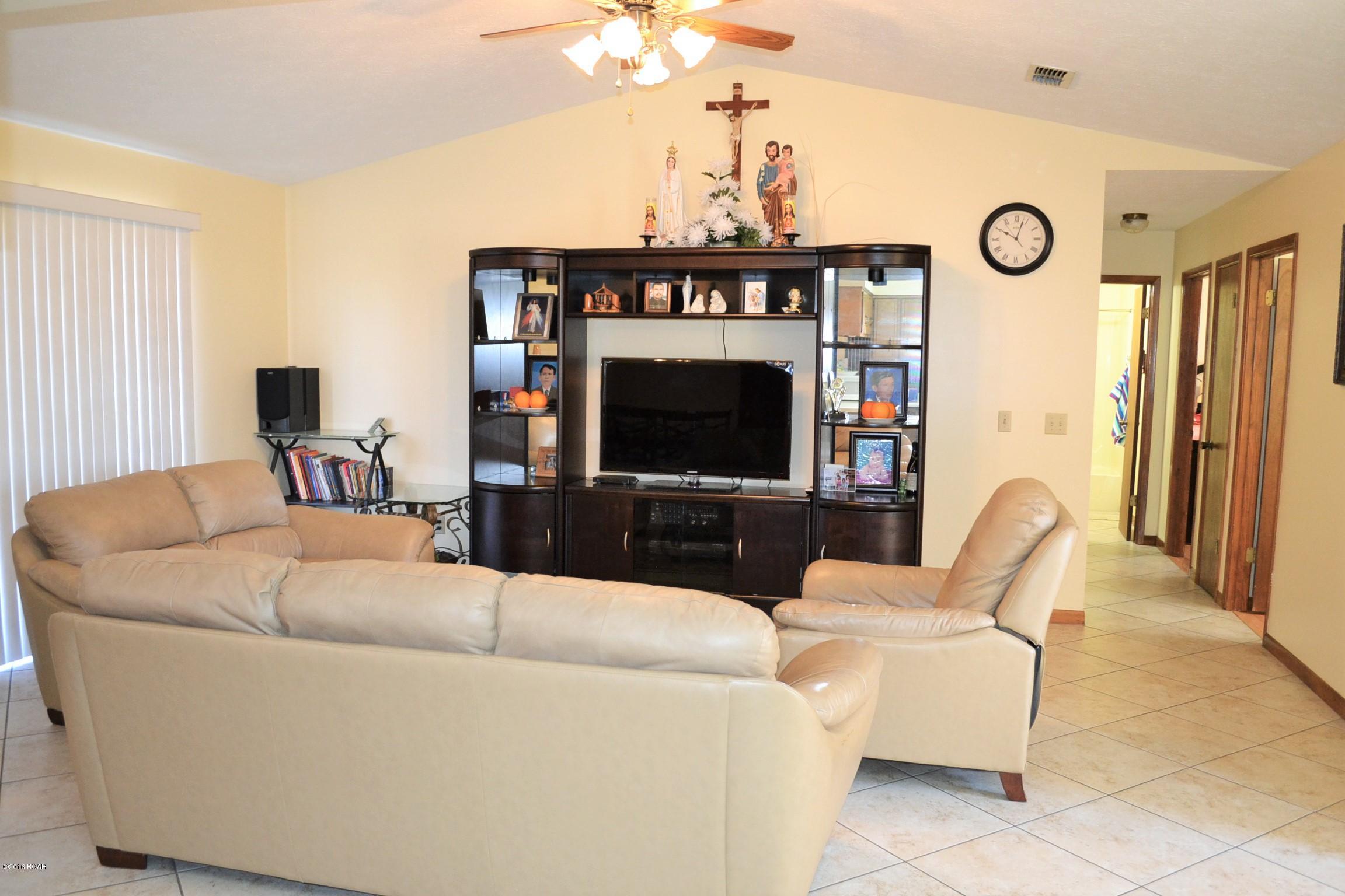 Towne & Country Lake Estates - Residential