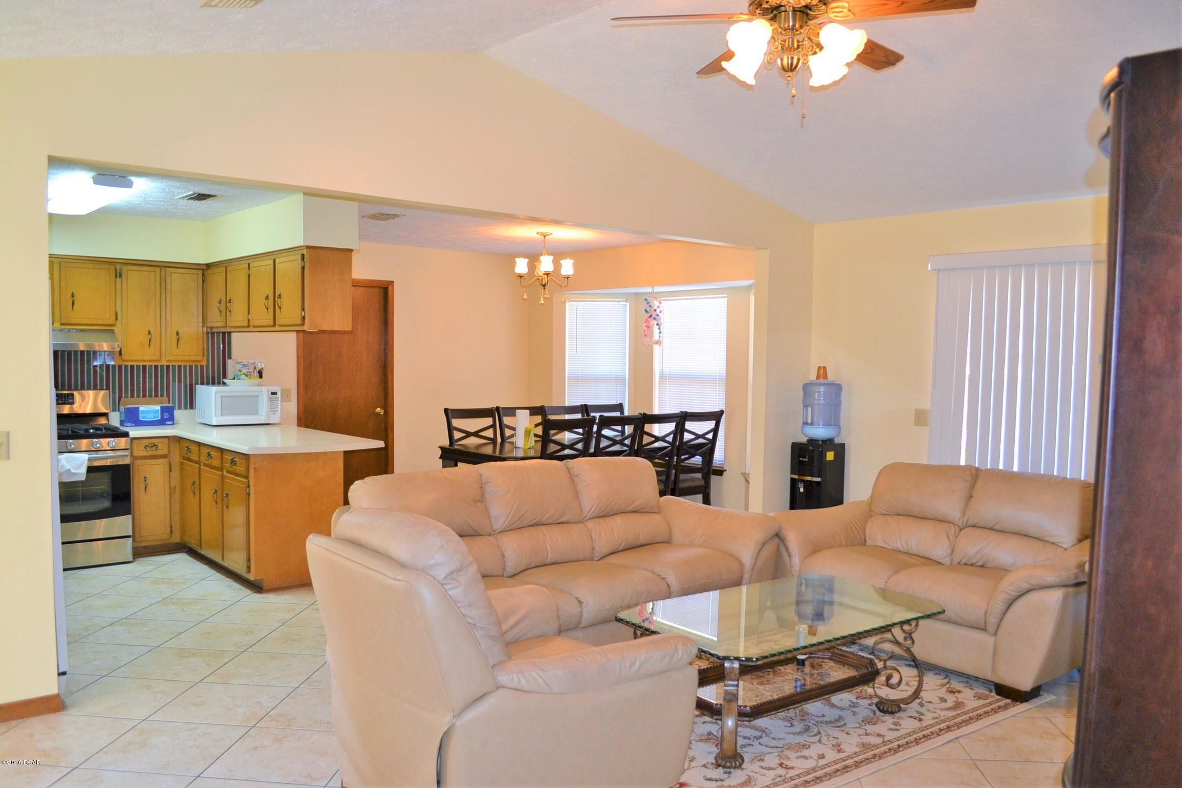 Towne & Country Lake Estates - Residential