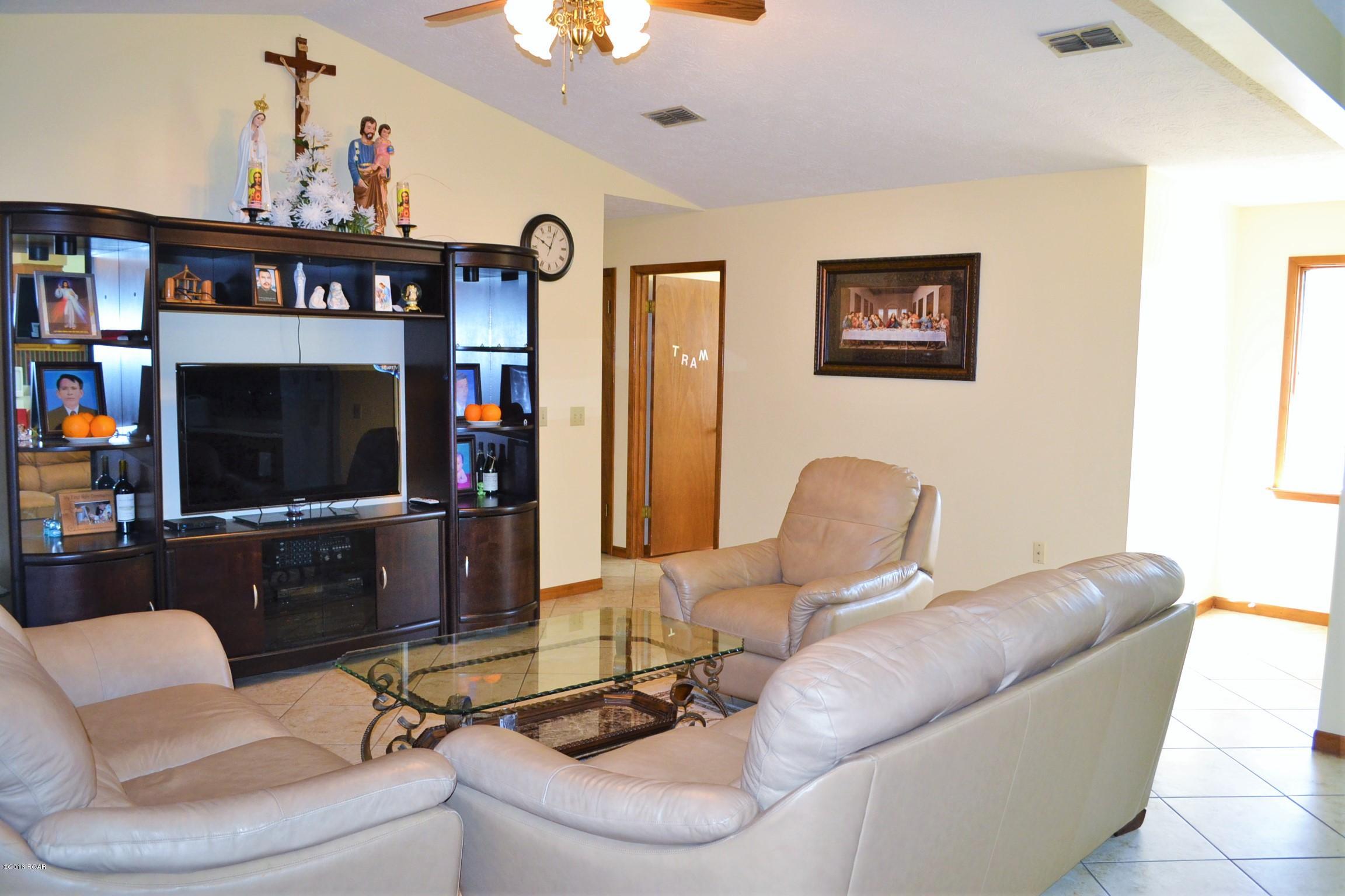 Towne & Country Lake Estates - Residential