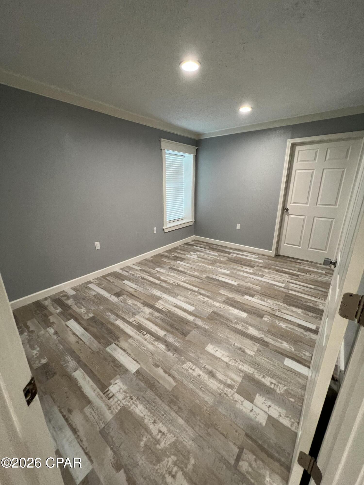 [No Recorded Subdiv] - Commercial Sale