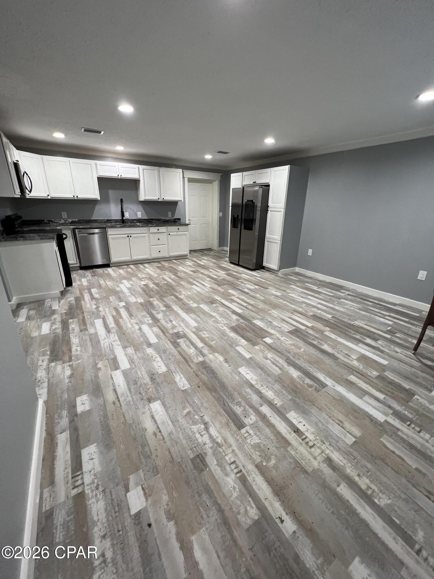 [No Recorded Subdiv] - Commercial Sale