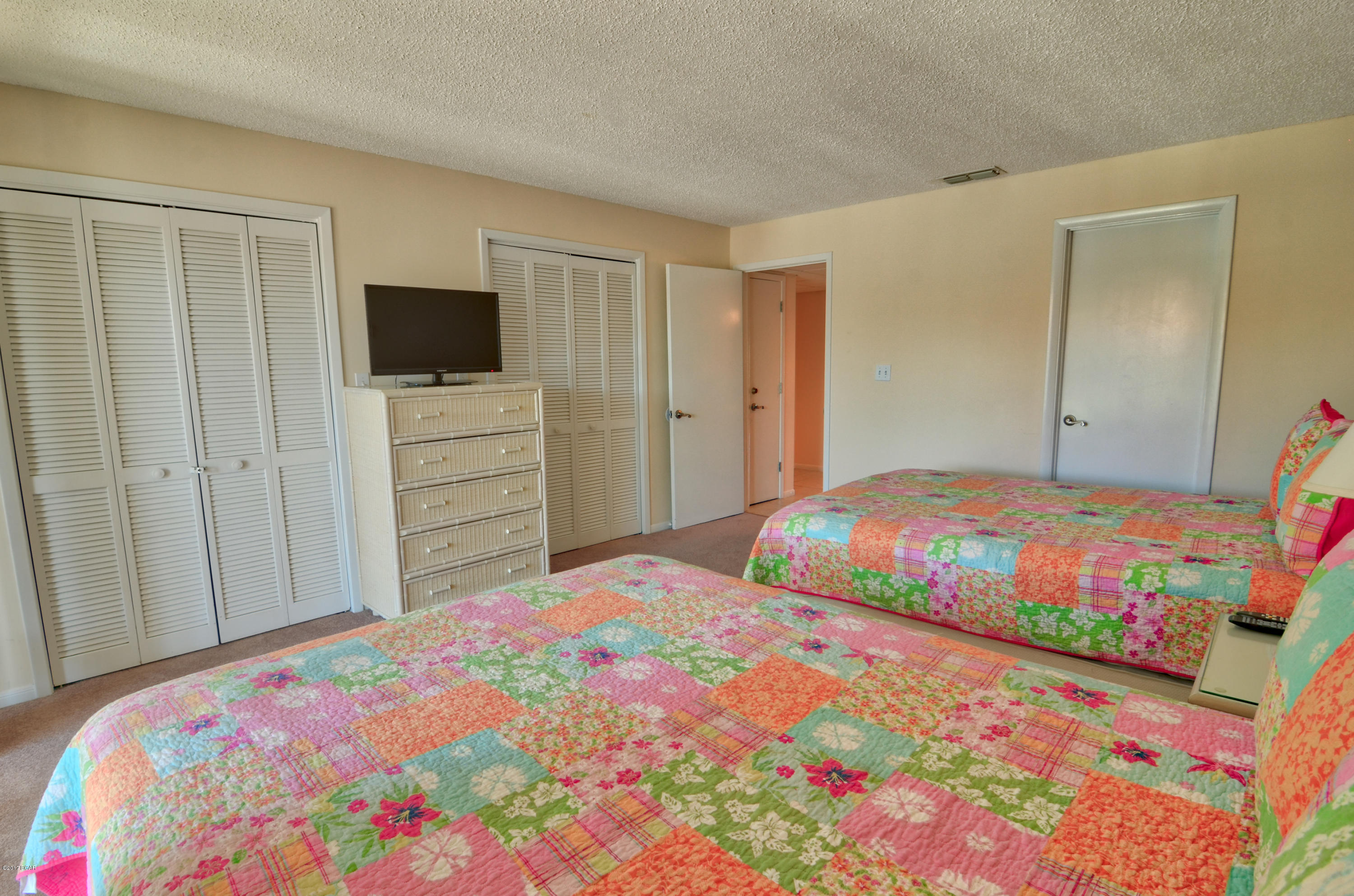 Edgewater Golf Villas V-A - Residential