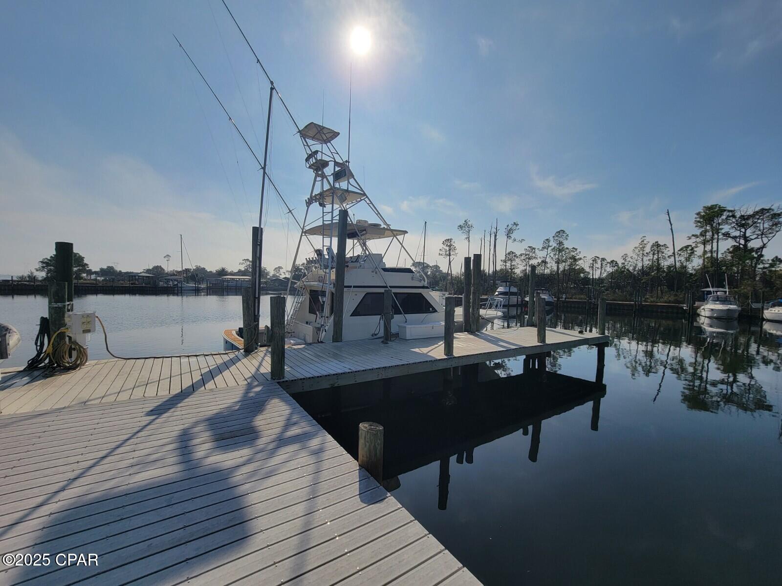 Dolphin Bay - Residential