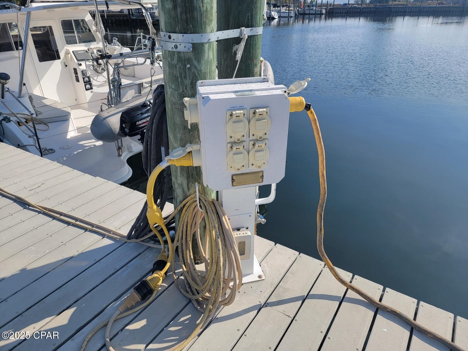 Dolphin Bay - Residential